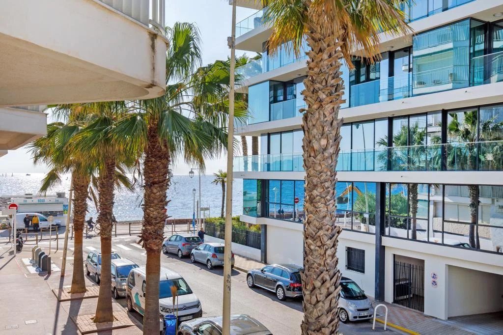 Vente Appartement 99m² 4 Pièces à Cannes (06400) - Aiello Rosario Immobilier