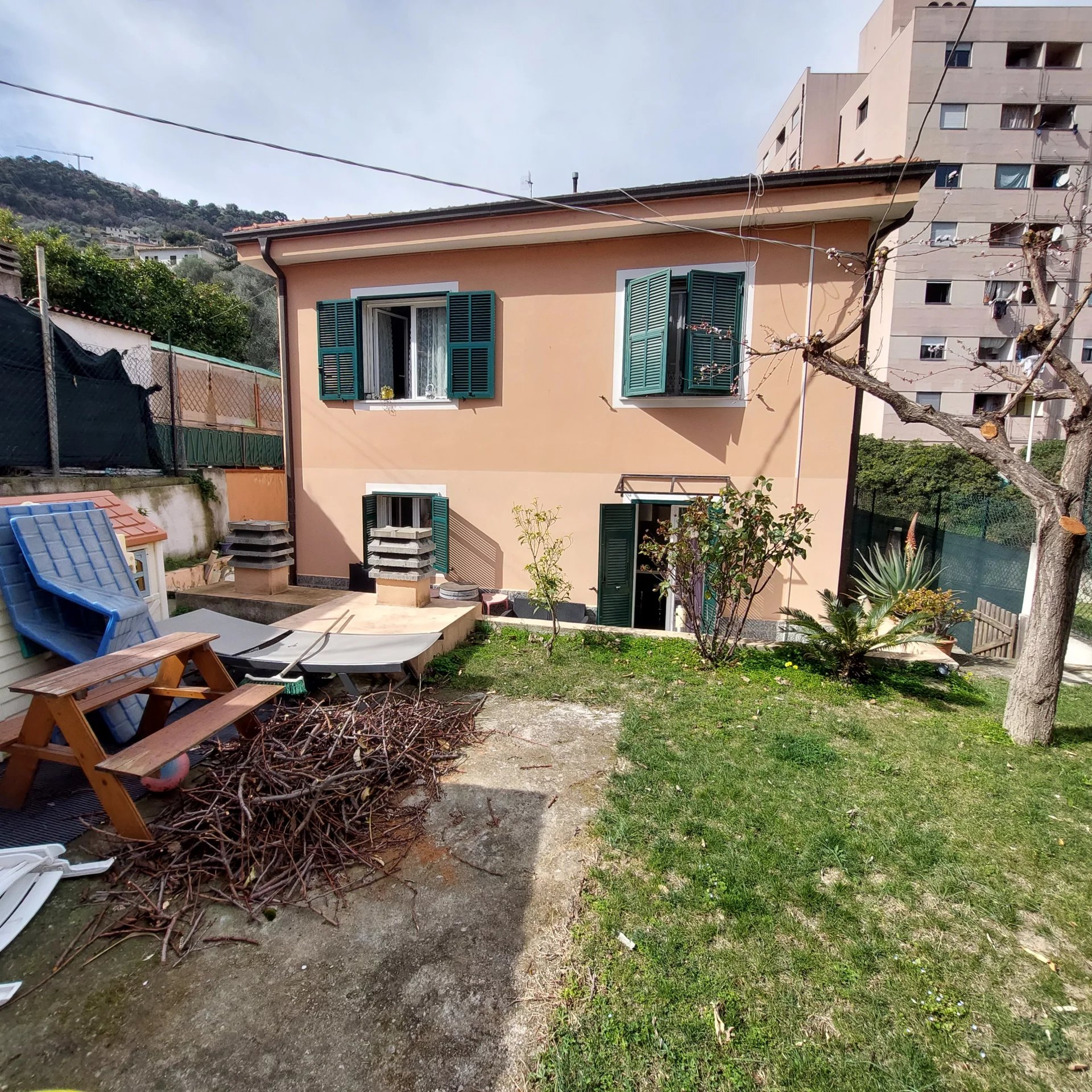 Vendita Appartamento in villa - Ventimiglia Bevera - Italia