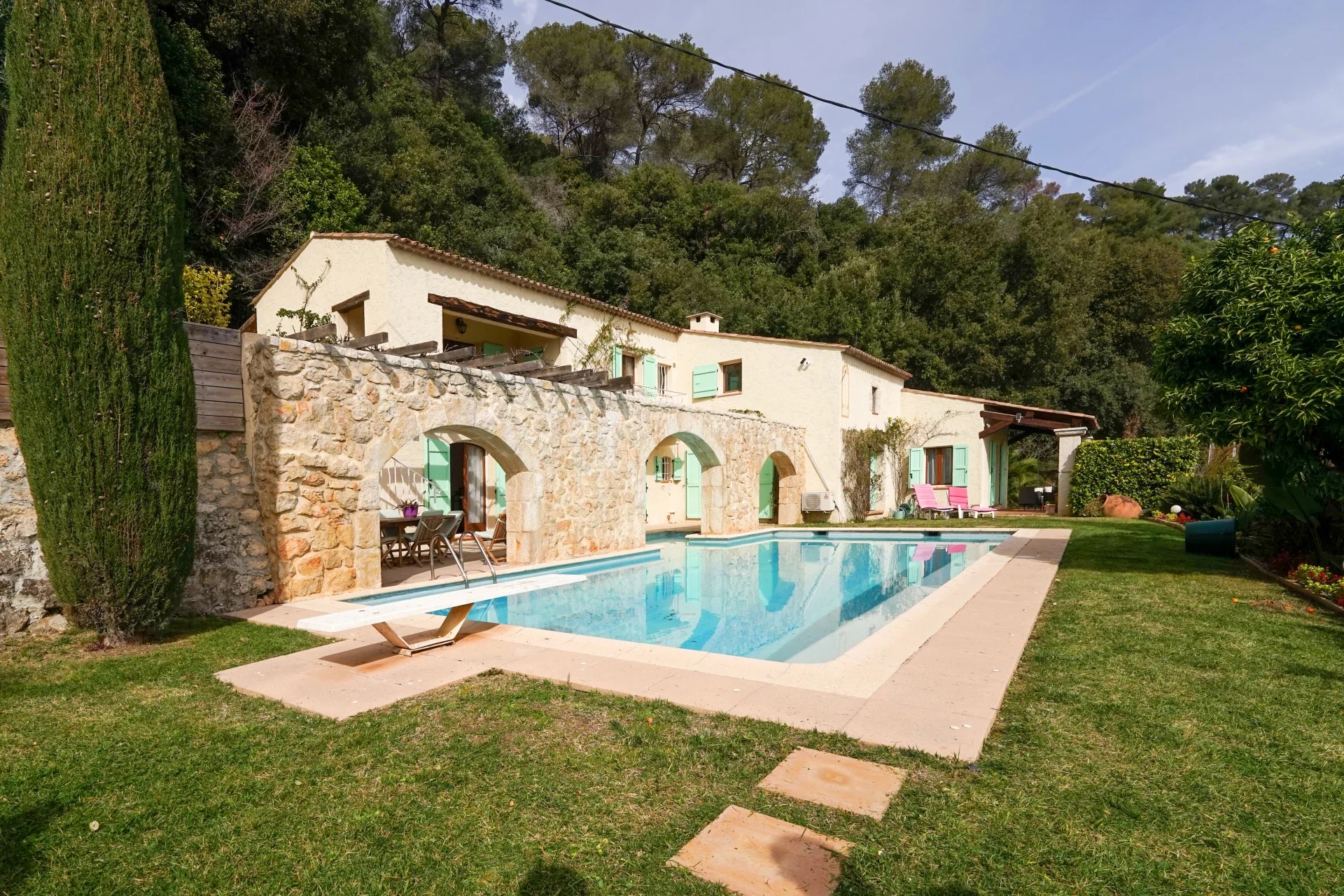 Maison de charme vue Saint Paul de Vence et mer