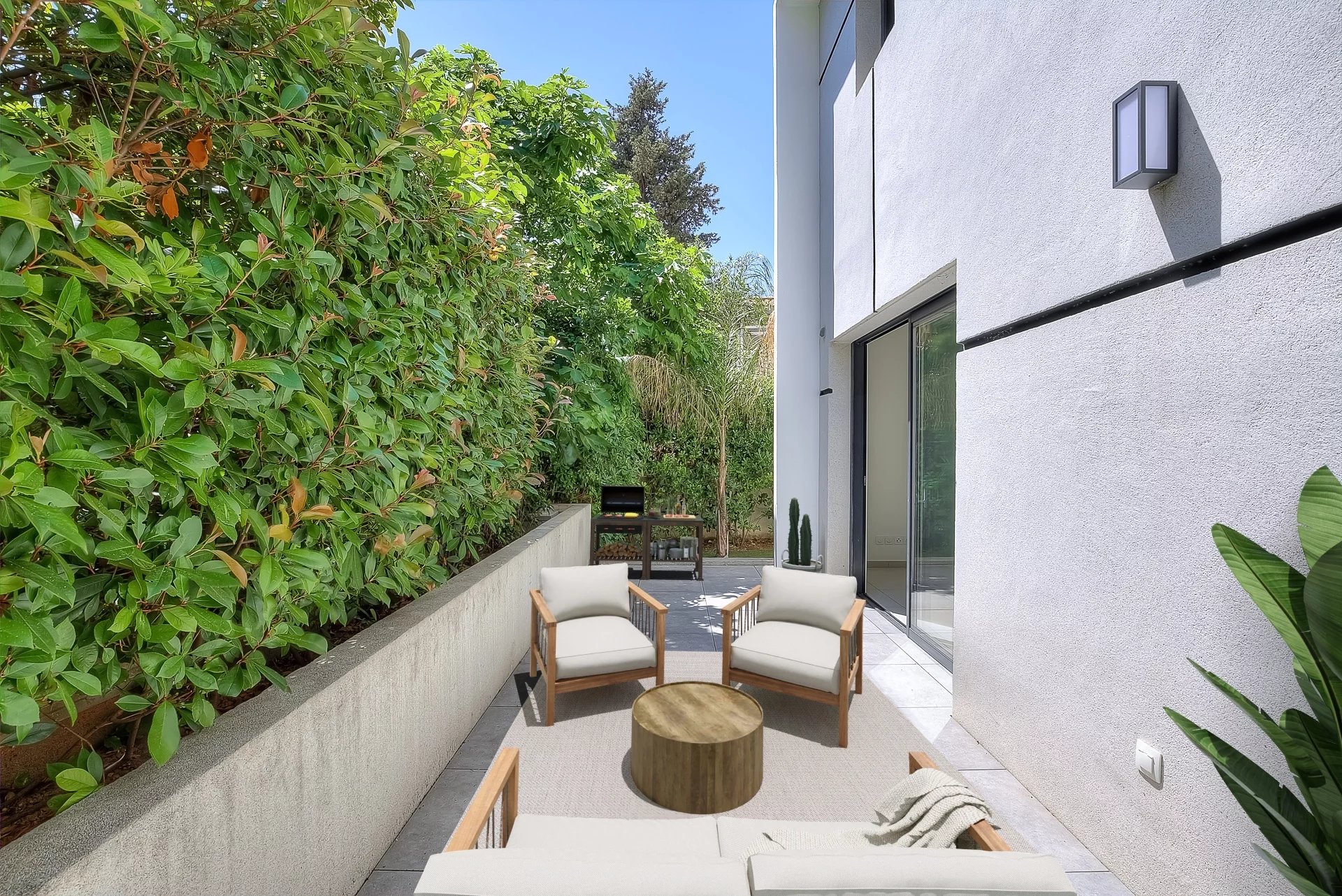 Garden apartment for sale in Cannes - Montfleury area