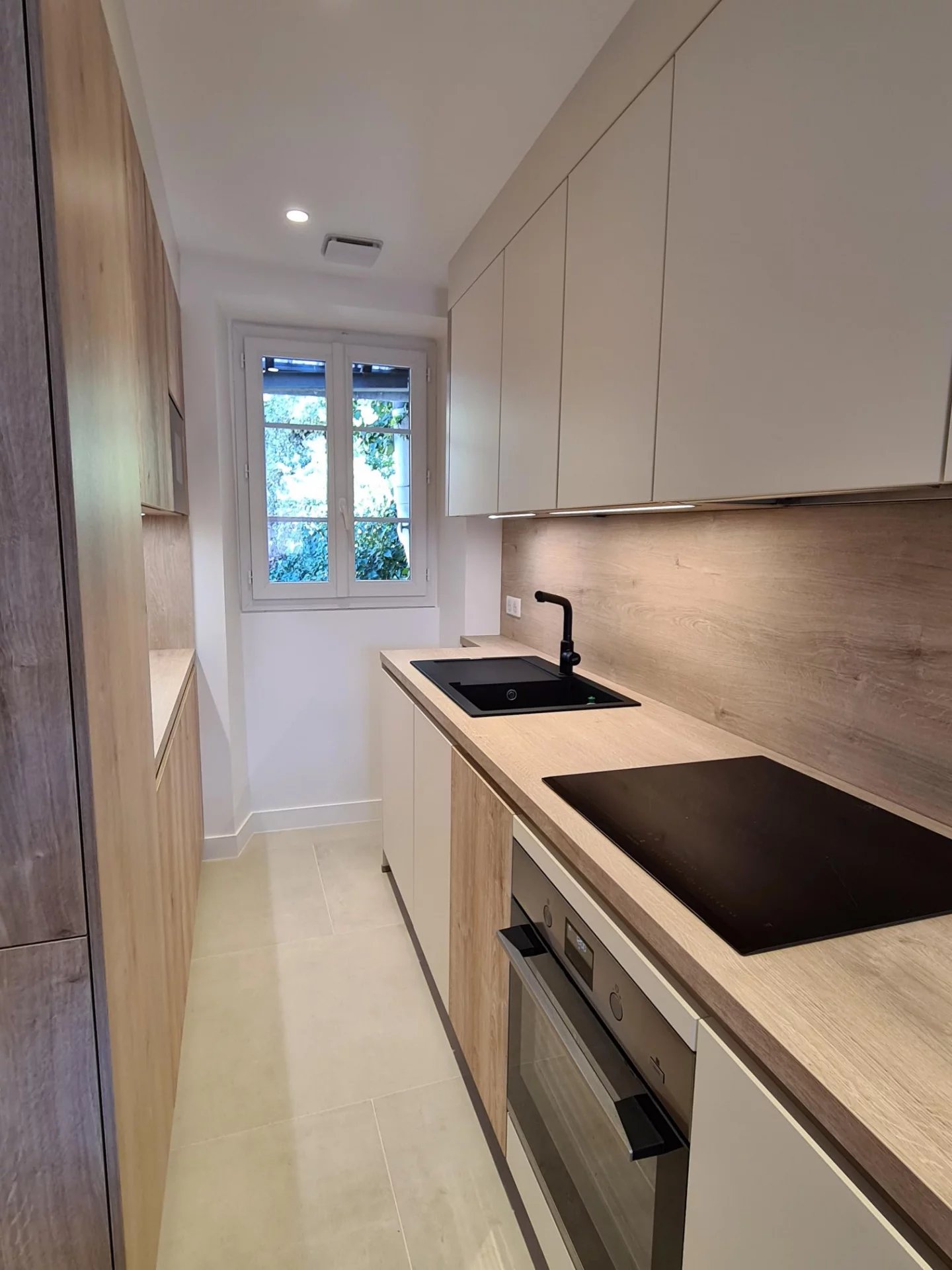 the Marcel, stylish and newly renovated 3-bedroom apartment for sale in Cannes Suquet