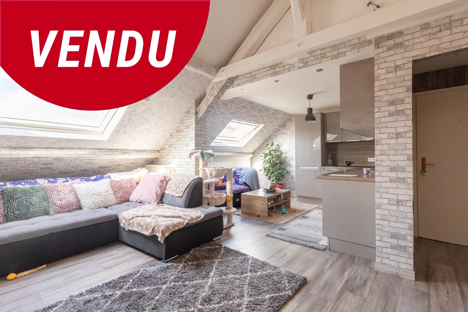 VENDU - Appartement avec 1 chàc à Echternach