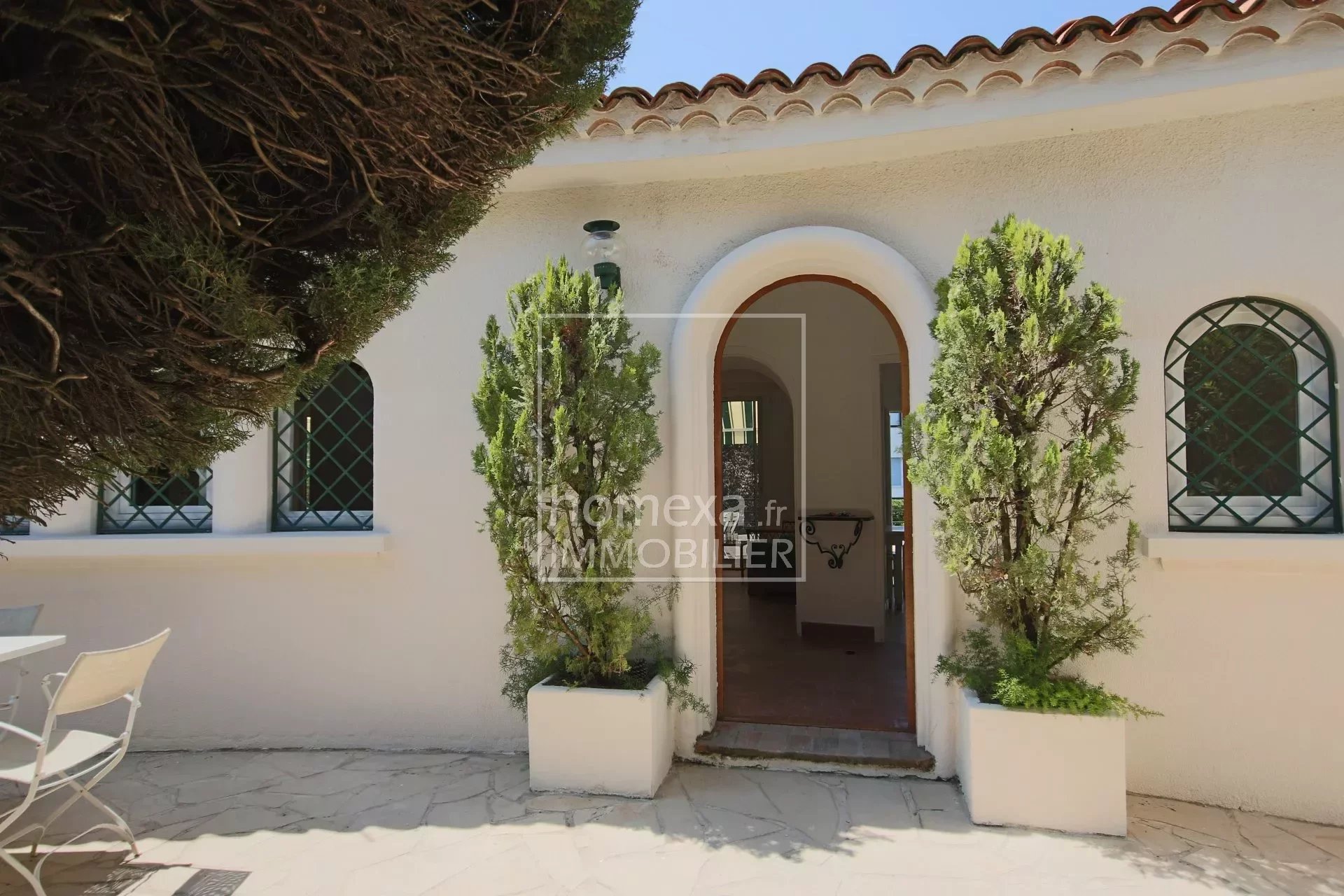 Antibes for rent house
