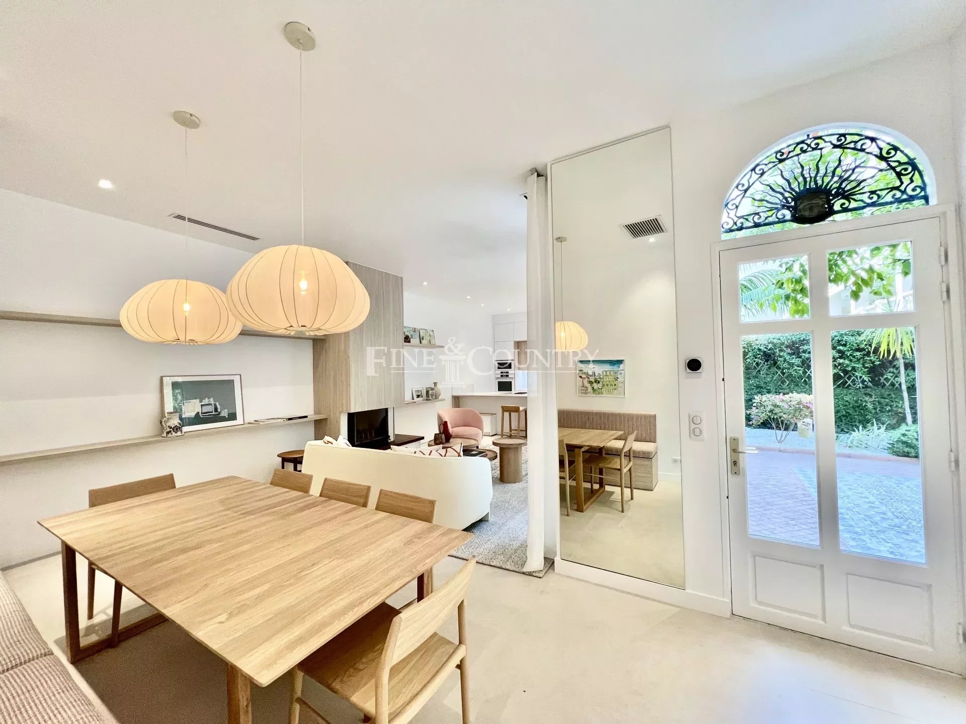 Salg Townhouse - Cannes Banane