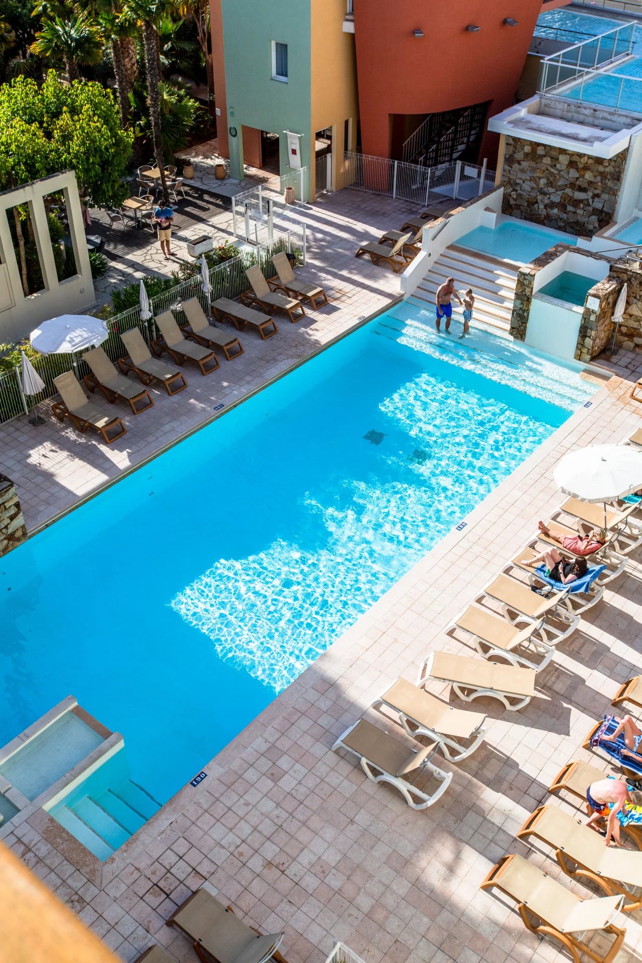 Appartement toit-terrasse 4P centre Prestige piscine  Antibes