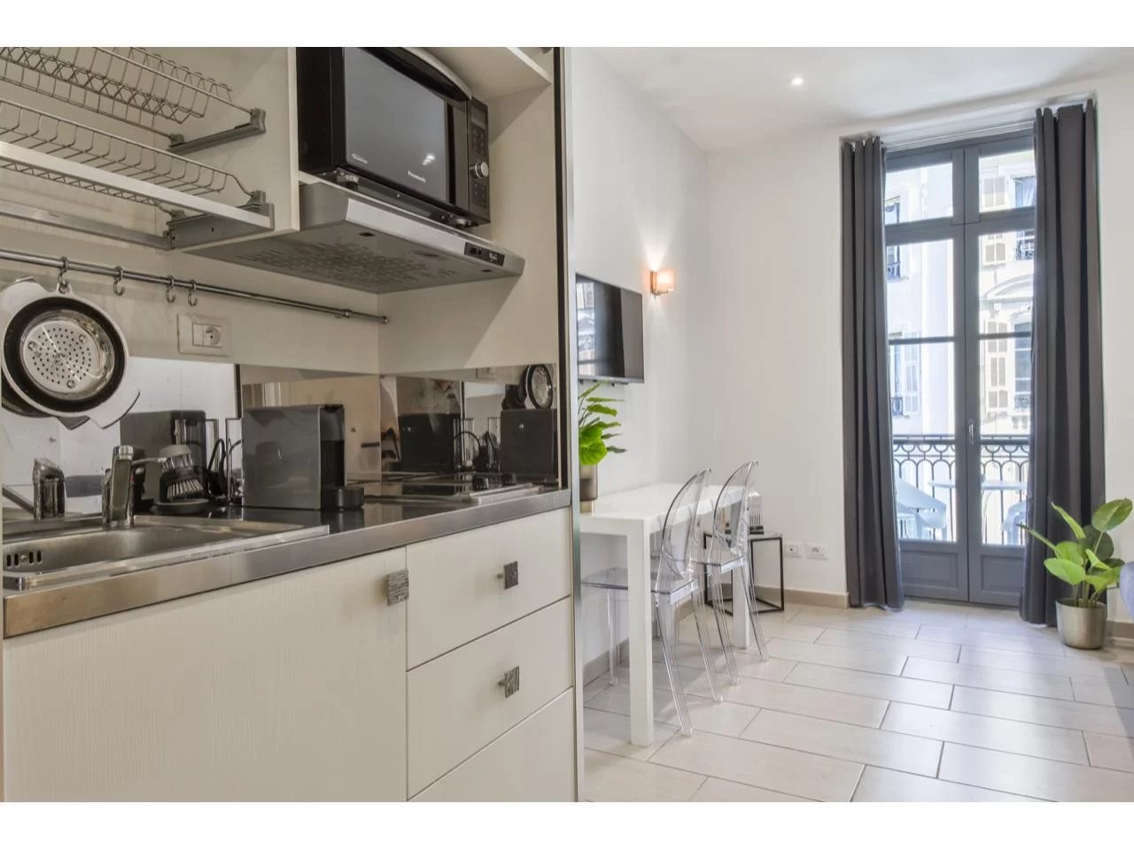 Appartement  1 Rooms 15.4m2  for sale   189 000 €