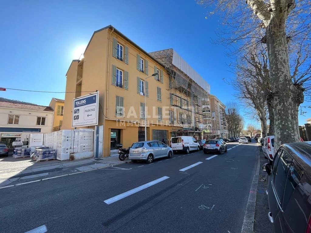 Local Commercial Neuf 70 M2 - Nice Est
