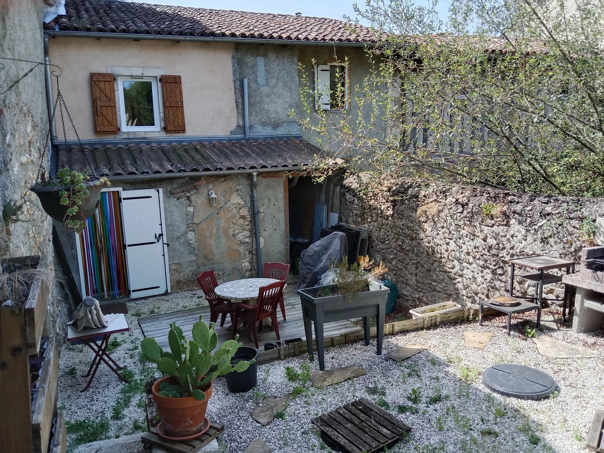 A 5 minutes de Martres Tolosane maison de village avec jardin
