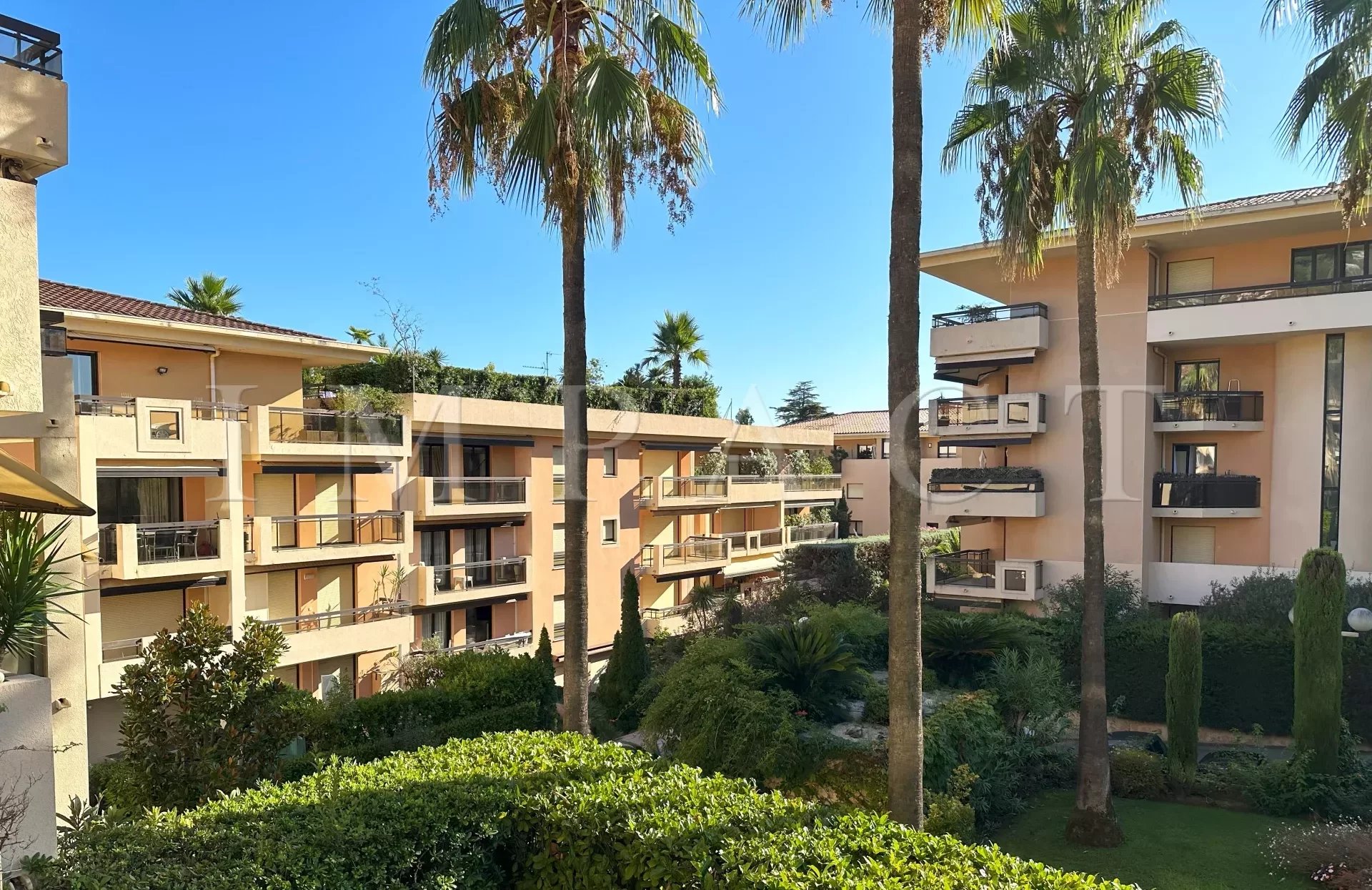 Cannes Montrose Apartment for sale