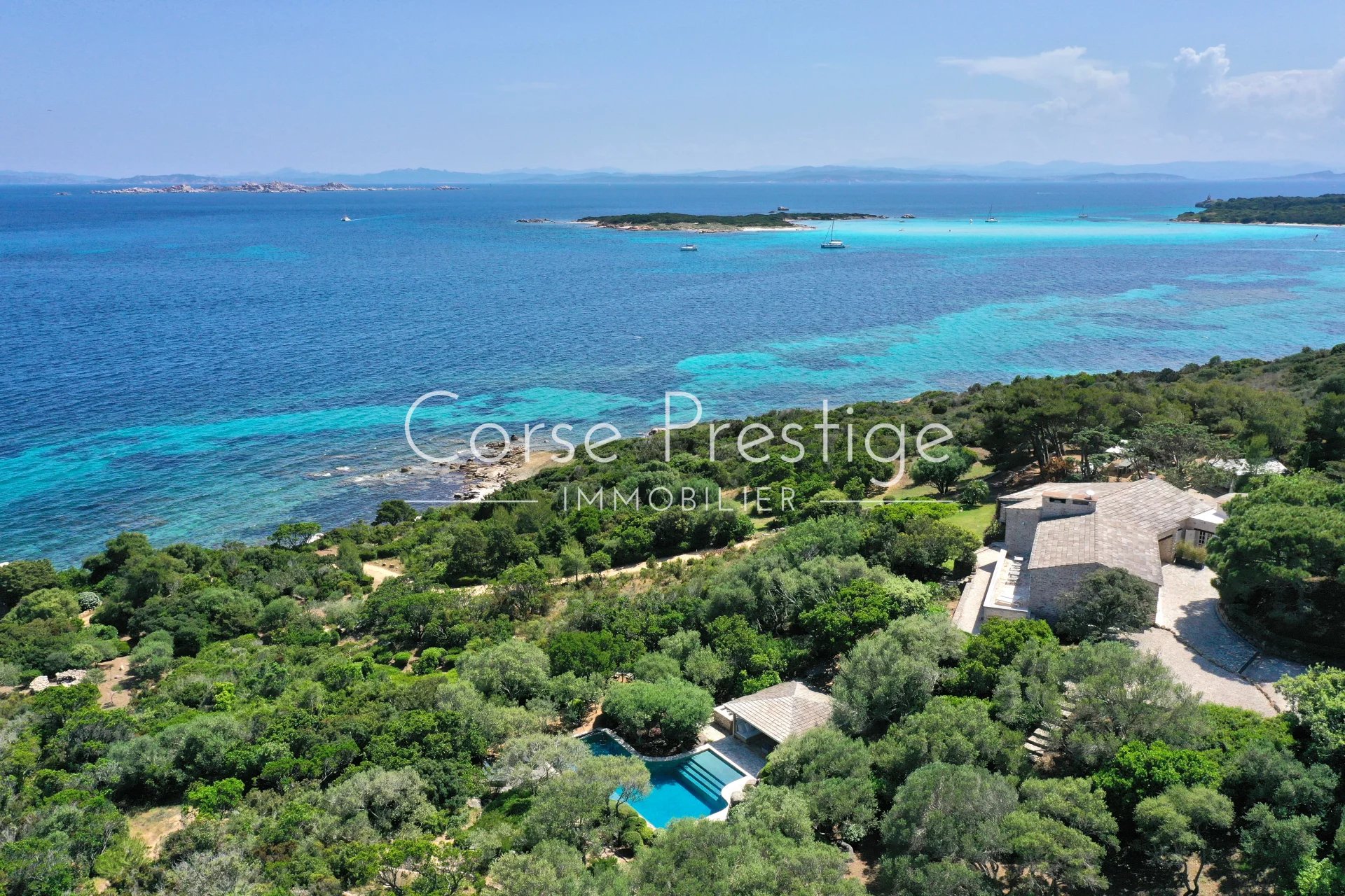 waterfront property for rent in bonifacio – private access to the sea image3