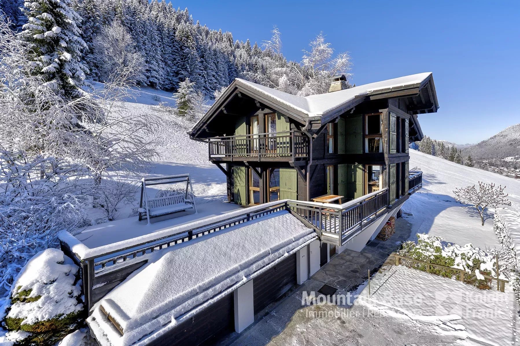 Photo of A 5 bedroom ski-in ski-out chalet, a rare opportunity in Morzine