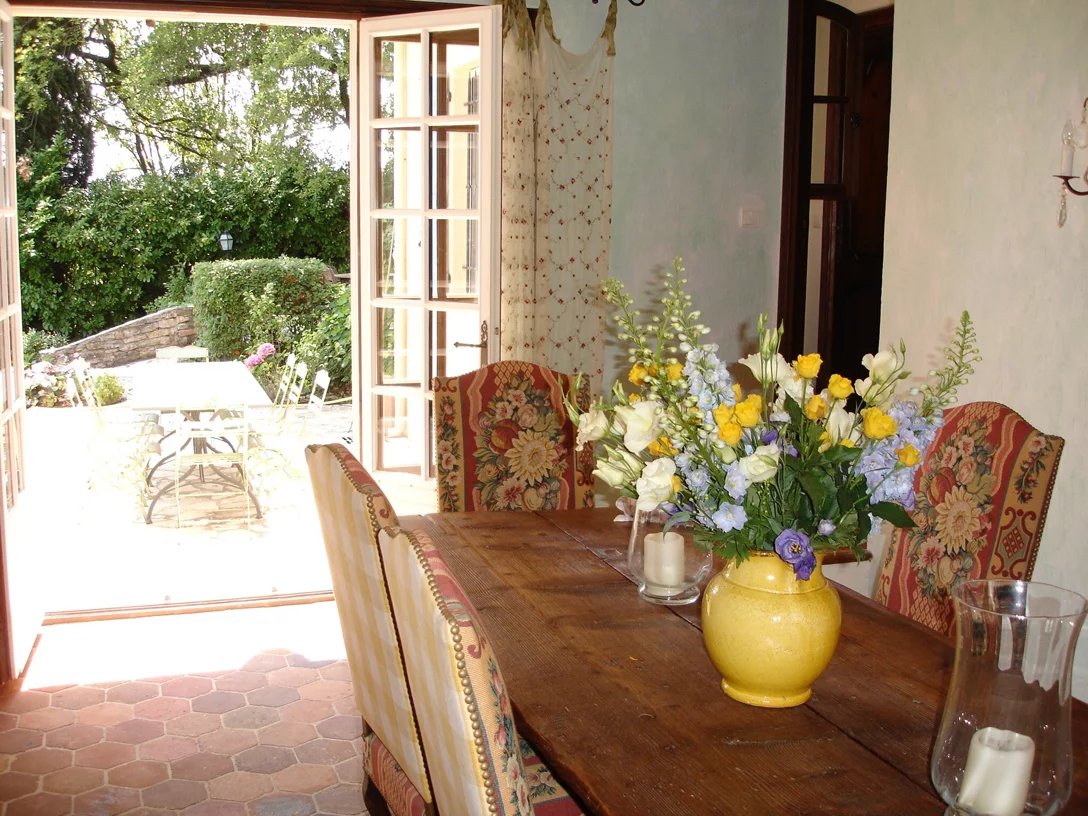 Beautiful provencal villa in walking dstance of Valbonne with incredible views
