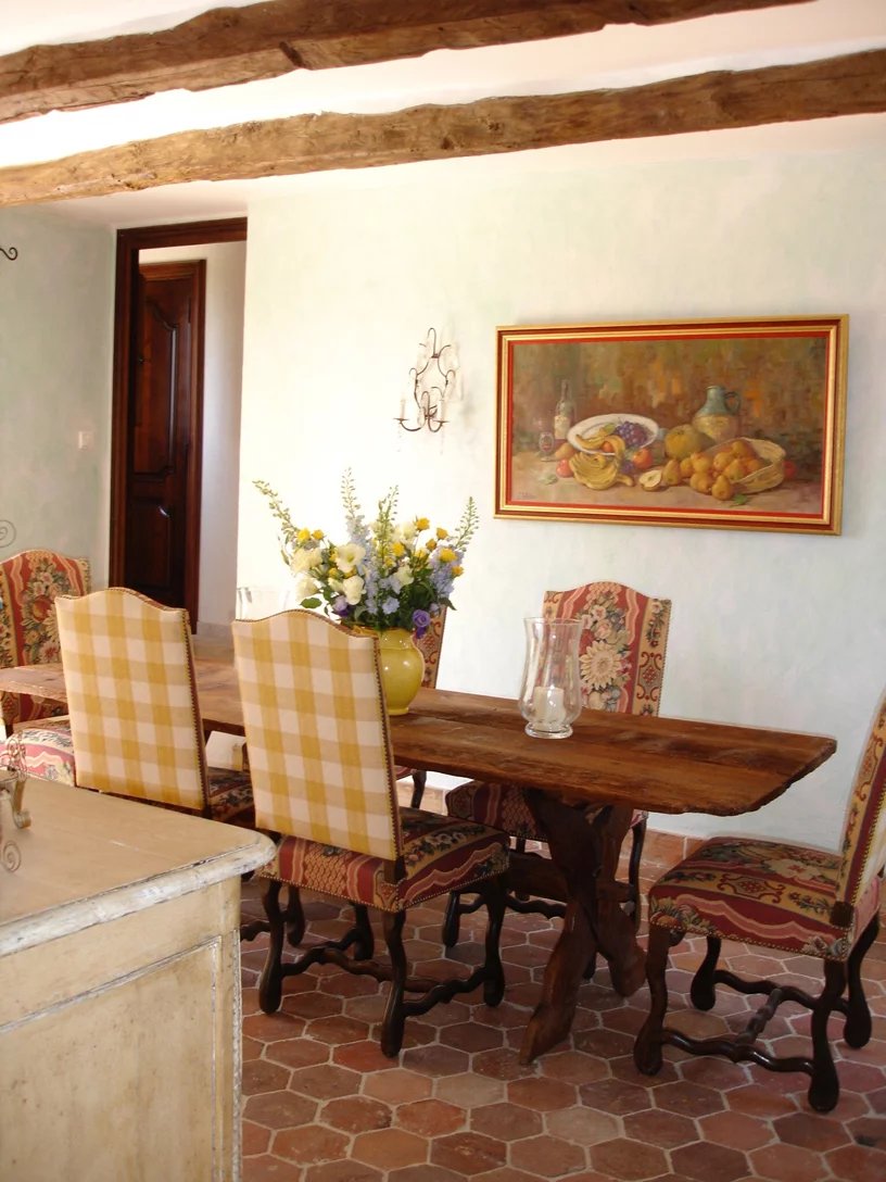 Prachtige provencaalse villa op loopafstand van Valbonne met adembenemend uitzicht