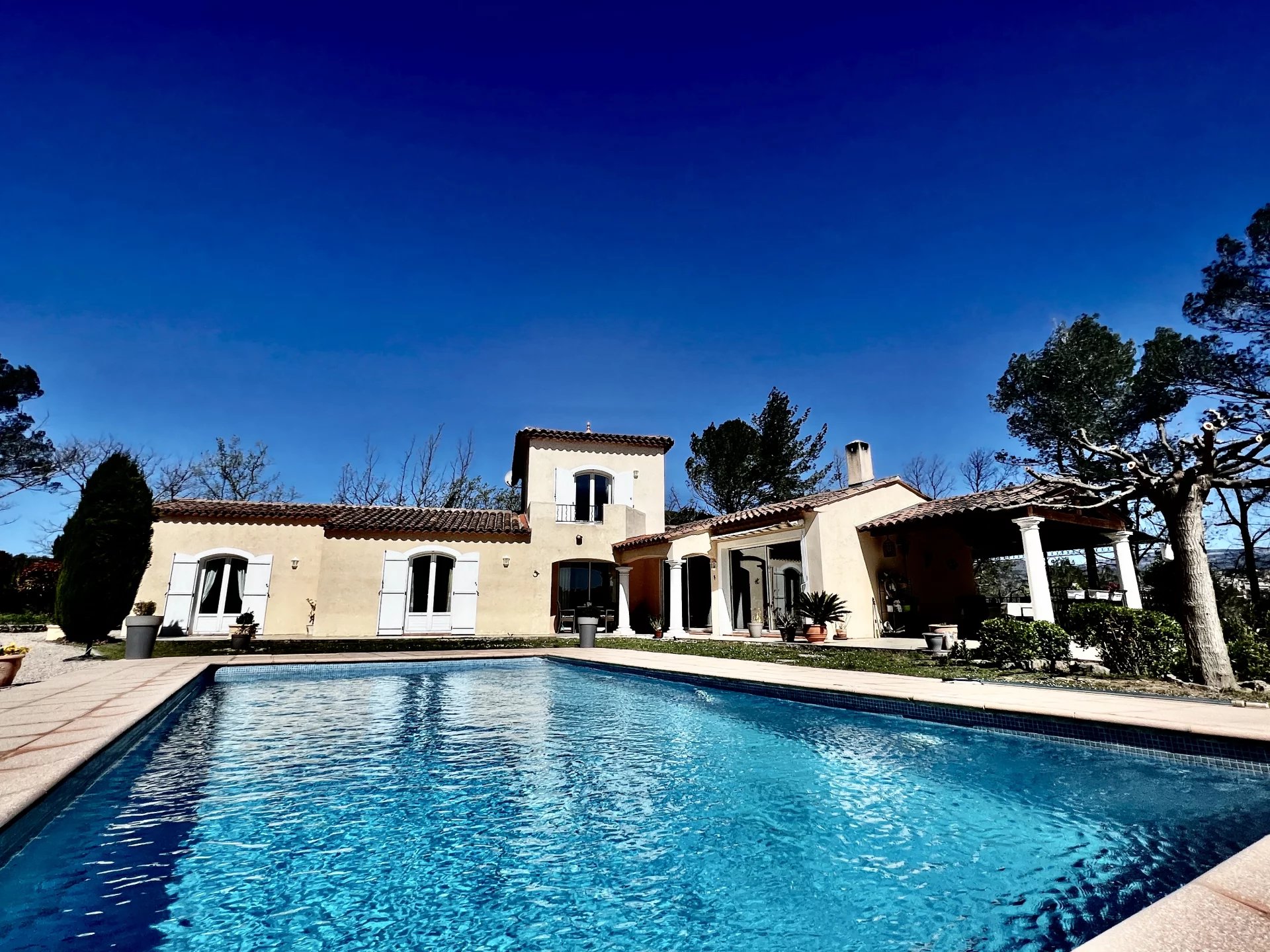 For sale in Fayence 3 bedrooms villa in a calm area and close to commodities