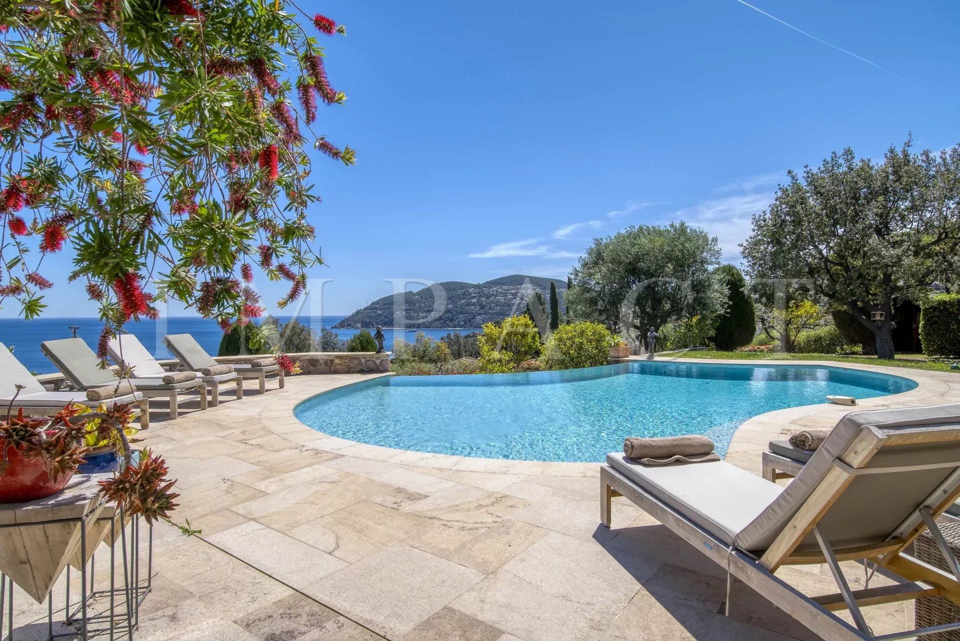 Villa vue mer avec piscine à louer Mandelieu-La-Napoule