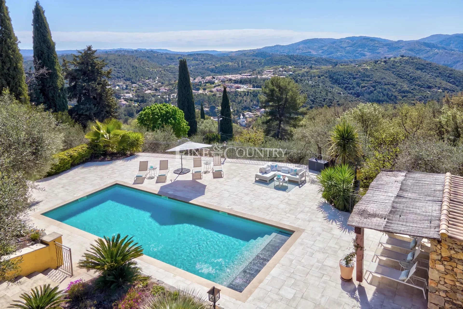 Villa for sale in Le Tignet, in the hills above Cannes