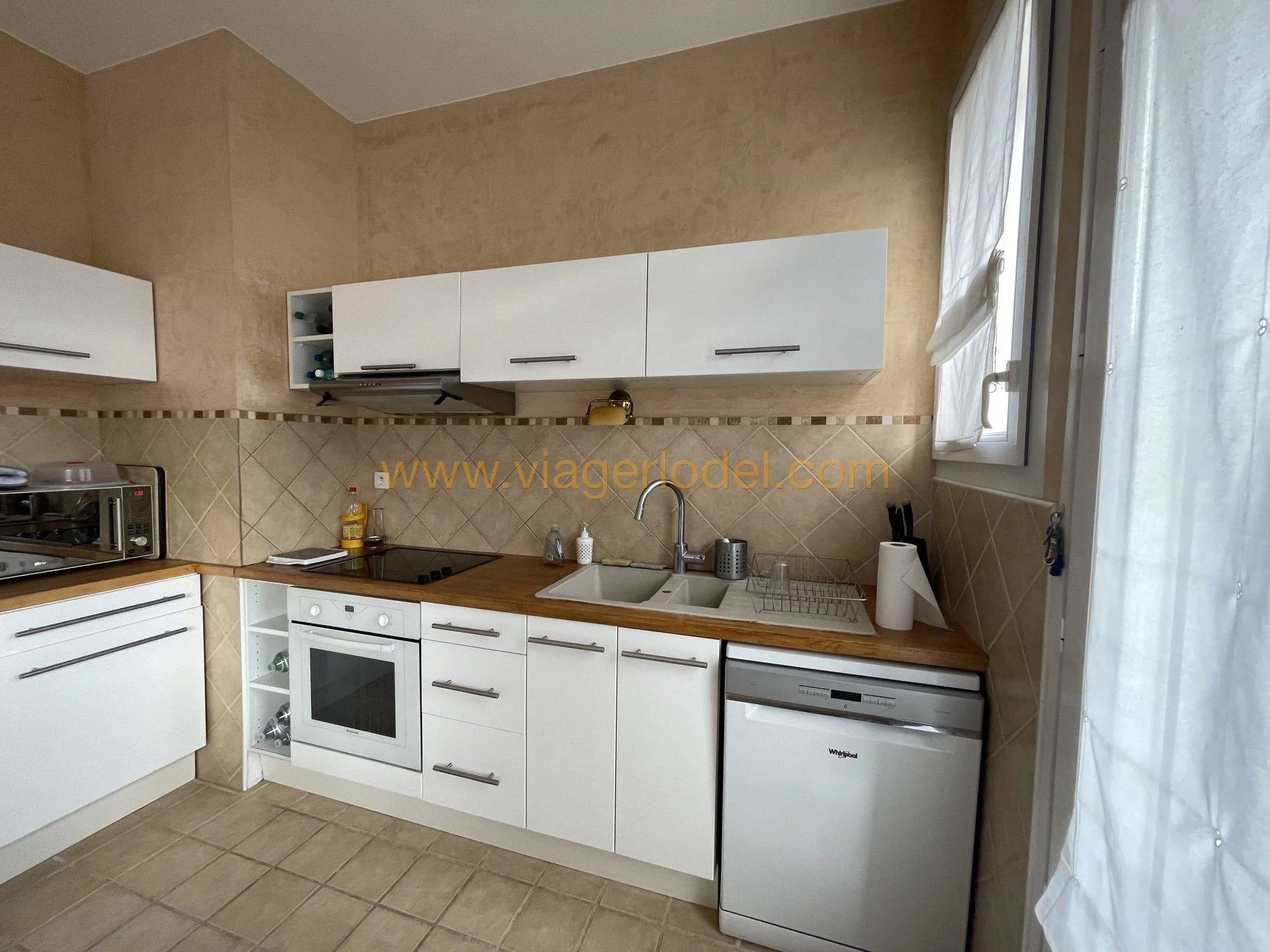 Ref. 9067 - BARE OWNERSHIP VACANT WITHIN 8 YEARS - ROYAN - Occupied house