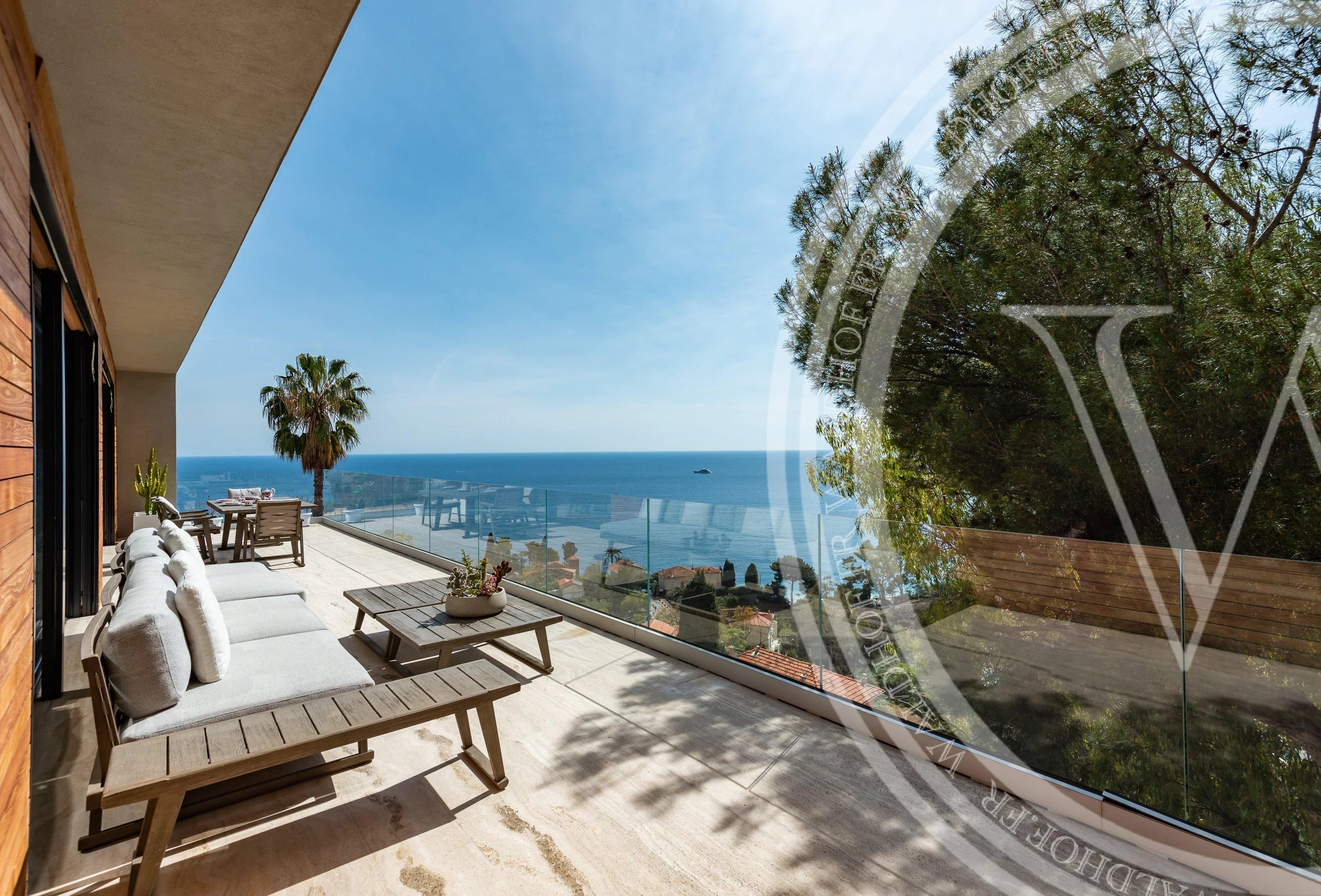 Stunning Modern Villa Boasting a Mesmerizing Sea and Monaco View.