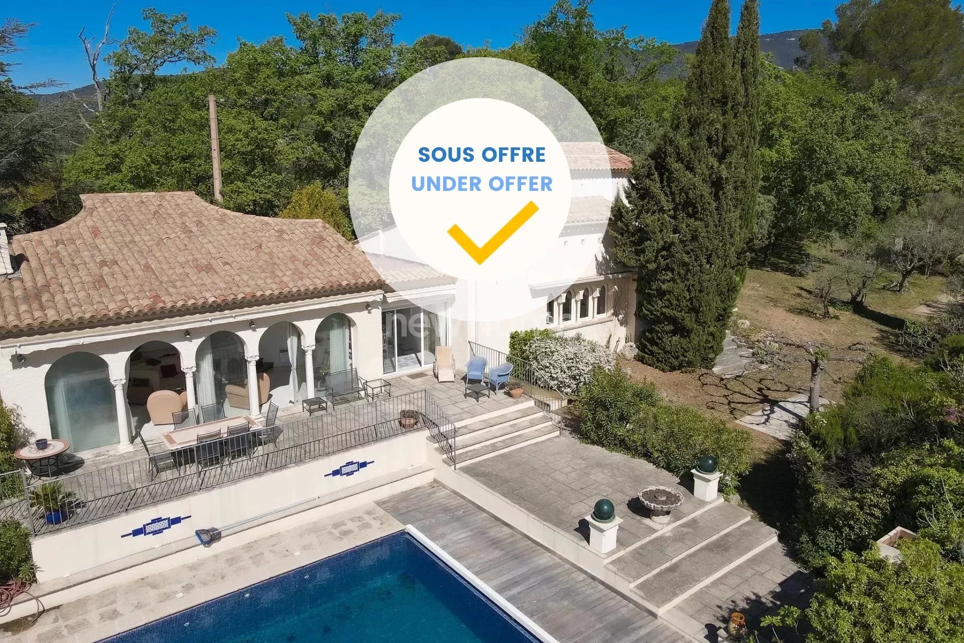 Seillans Provence villa with charm vieuw and pool