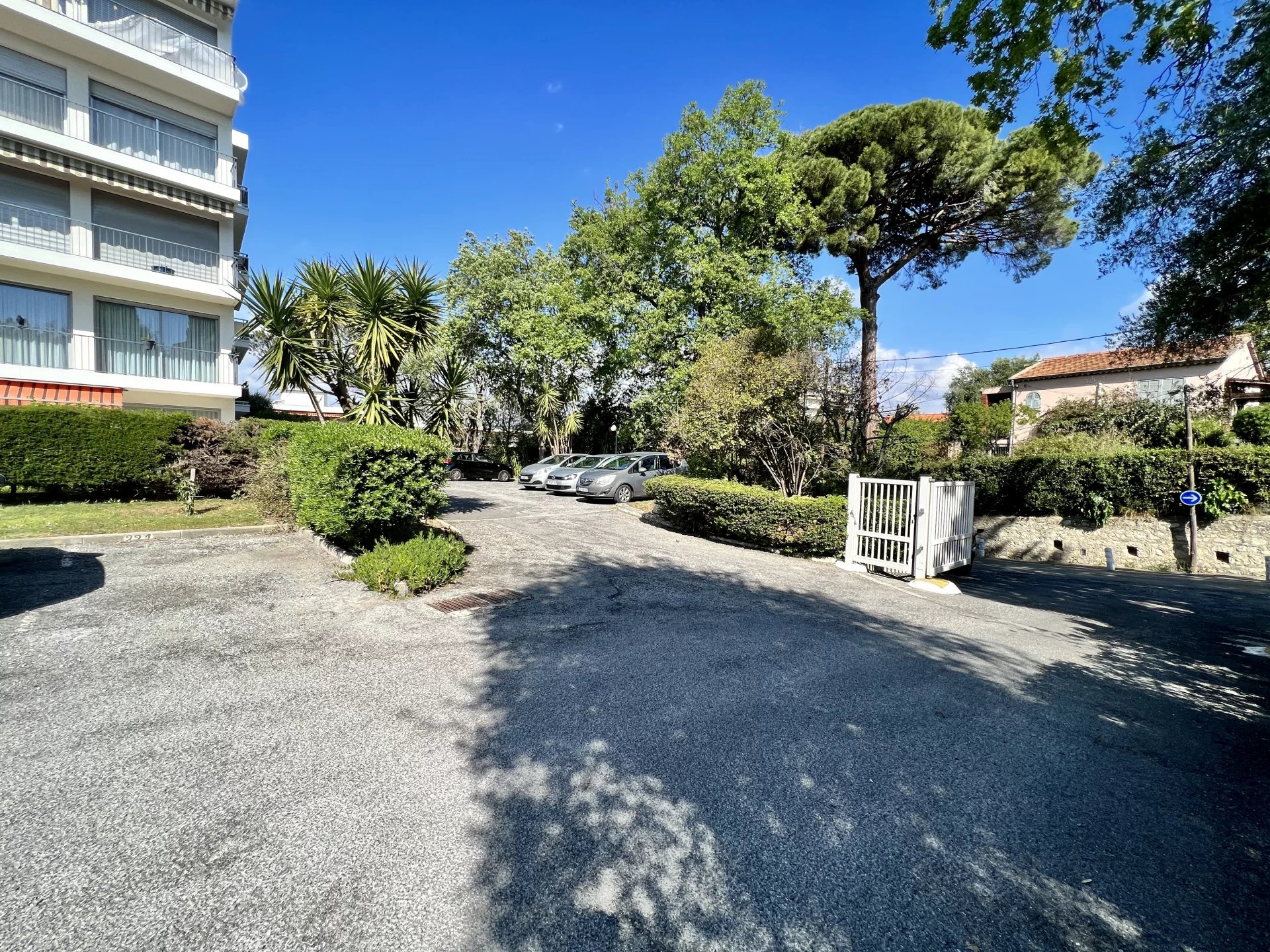 Cagnes sur mer Studio with terrace Parking and cellar