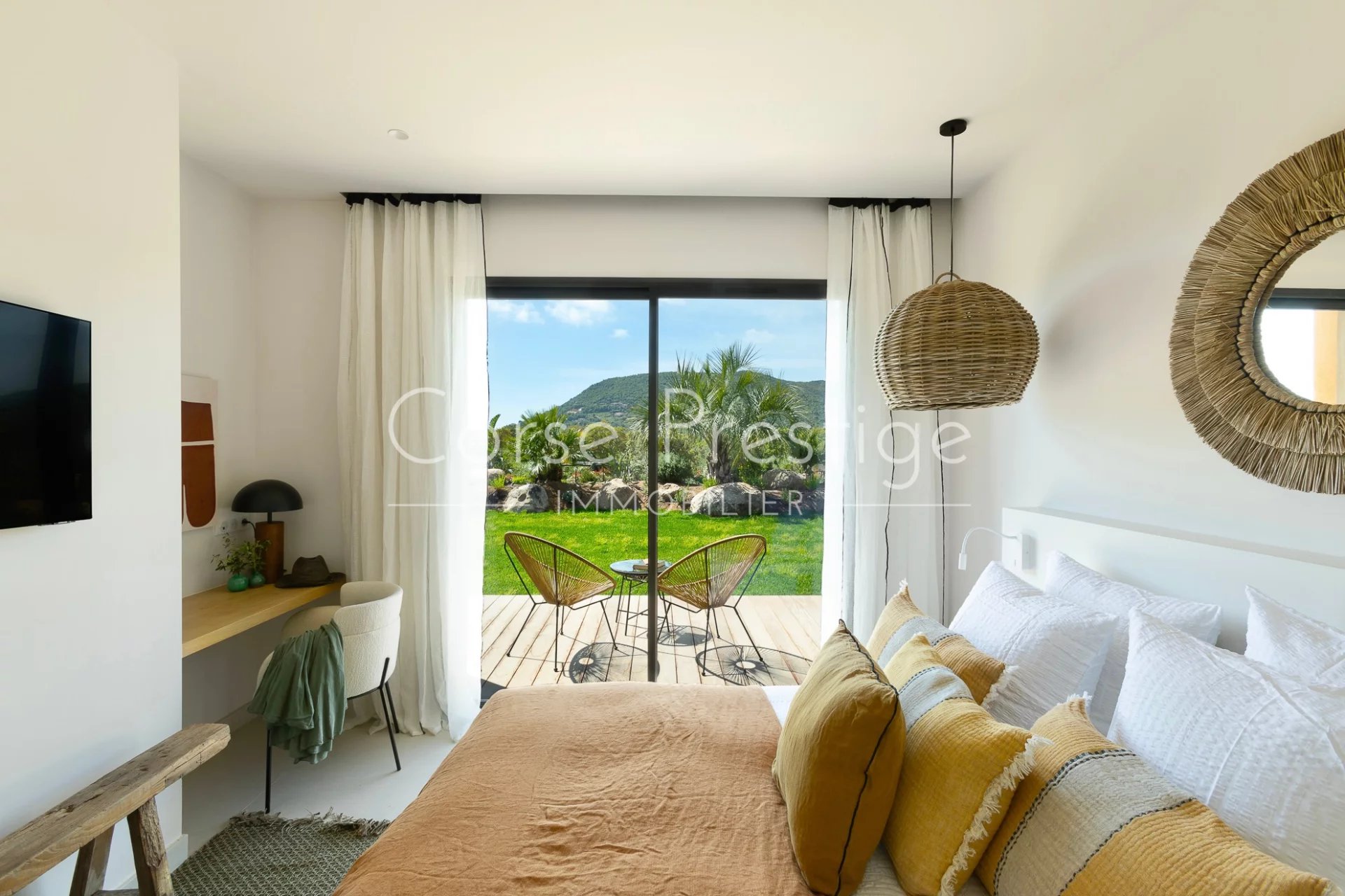 contemporary villa with pool for rent – pinarello – porto-vecchio image7