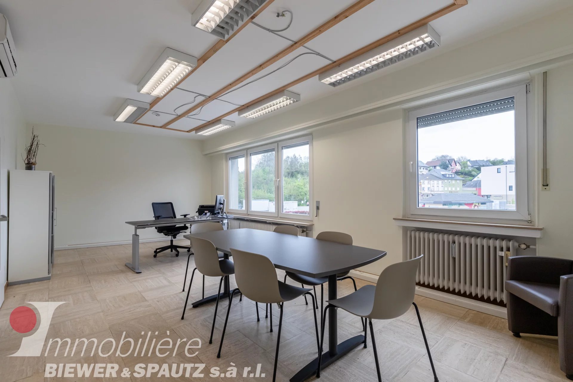 FOR RENT - bright, furnished office space in Junglinster
