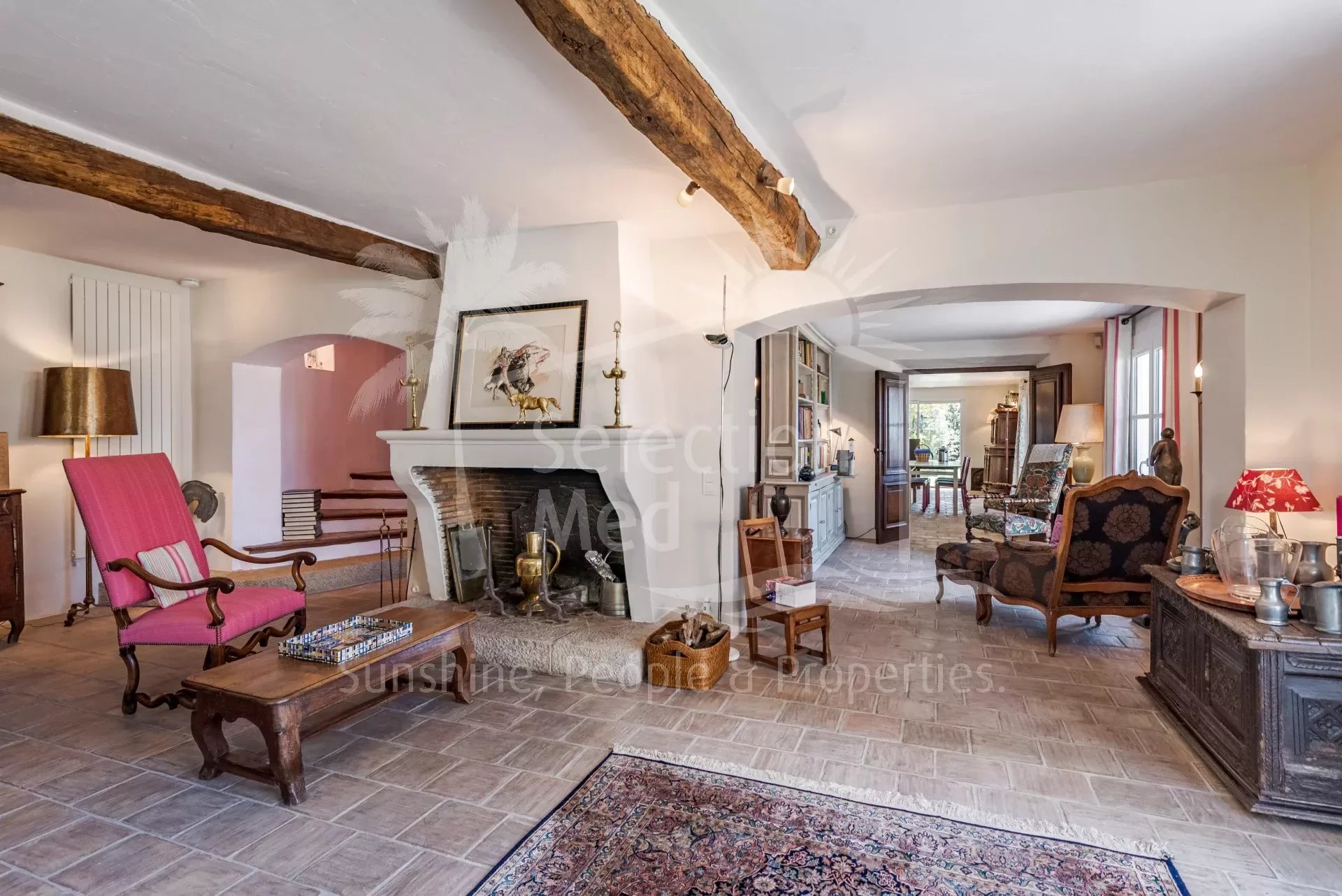 Traditional Provencal property sole agent