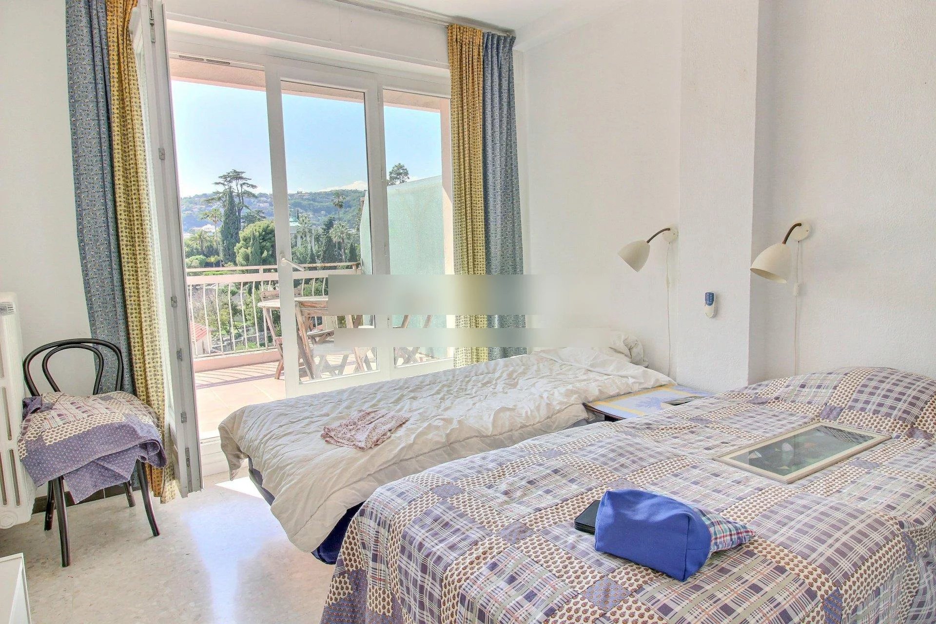 1-bedroom apartment with terrace and small sea view