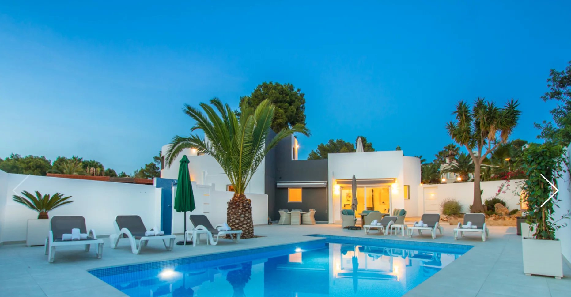 Large villa with 3 accommodations and 2 private pools for sale in San Jaime