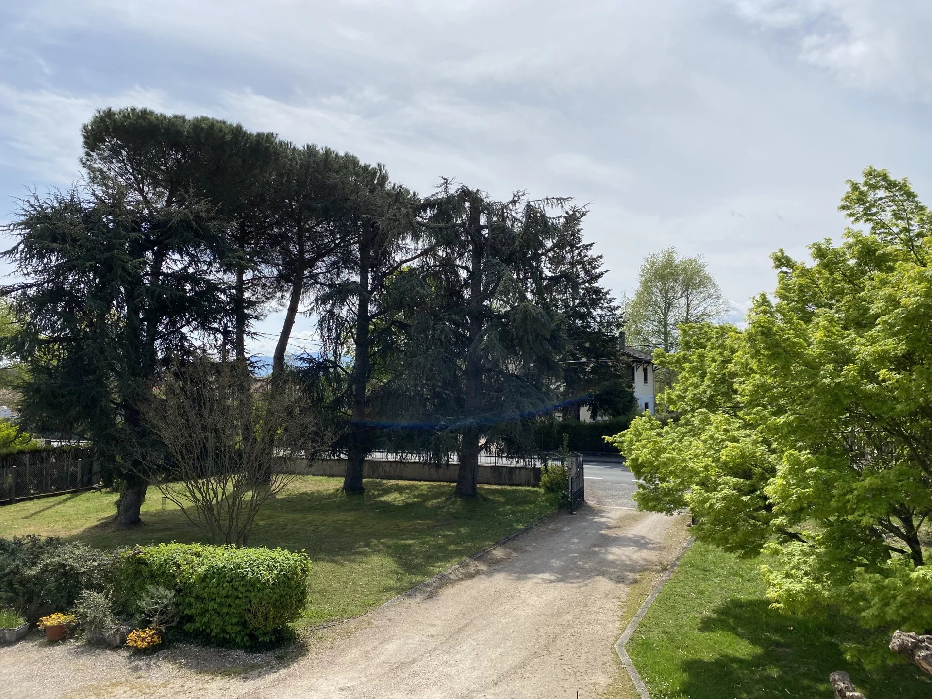 Near St Gaudens, house T6 of 178m ² on 7575 m² of land