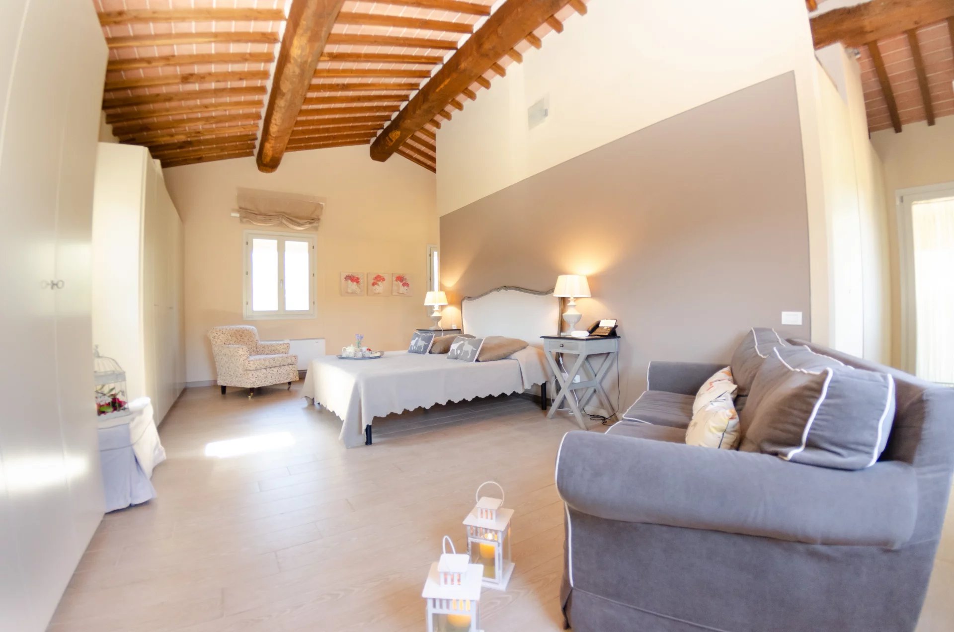 ITALY, TUSCANI, BADIA DI CANTIGNANO (LUCCA REGION) COUNTRY MANSION, WITH POOL, 7 PEOPLE, 4 BEDROOMS