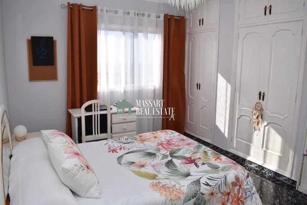 Bright and spacious apartment of about 145 m2 located in La Centinela, in Icod de Los Vinos.