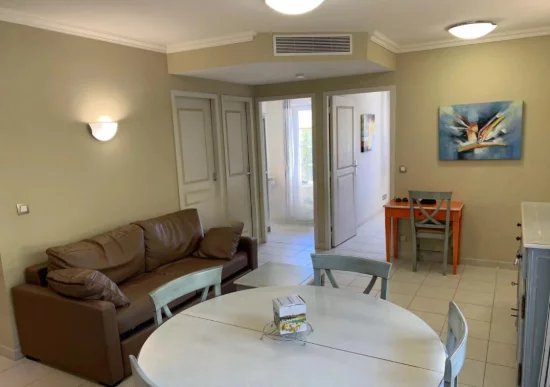 Callian - Two bedroom apartment with private garden