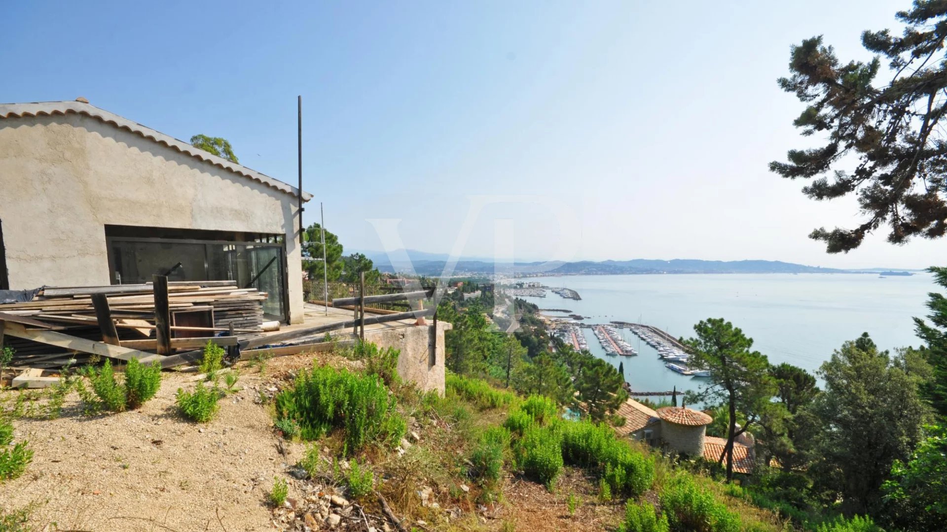 Villa project with 180 degree sea view