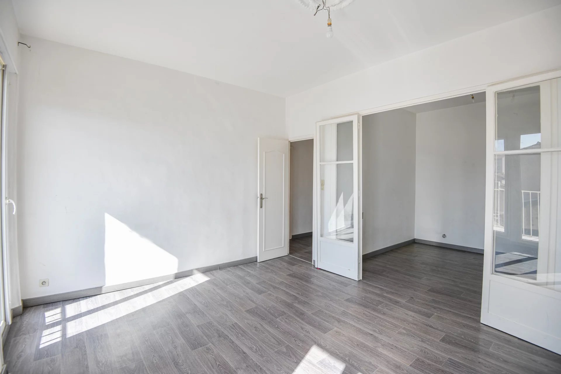 L'ÉCLATANT - Appartement T2 de 42 m2 + Balcon - 13004 La Blancarde