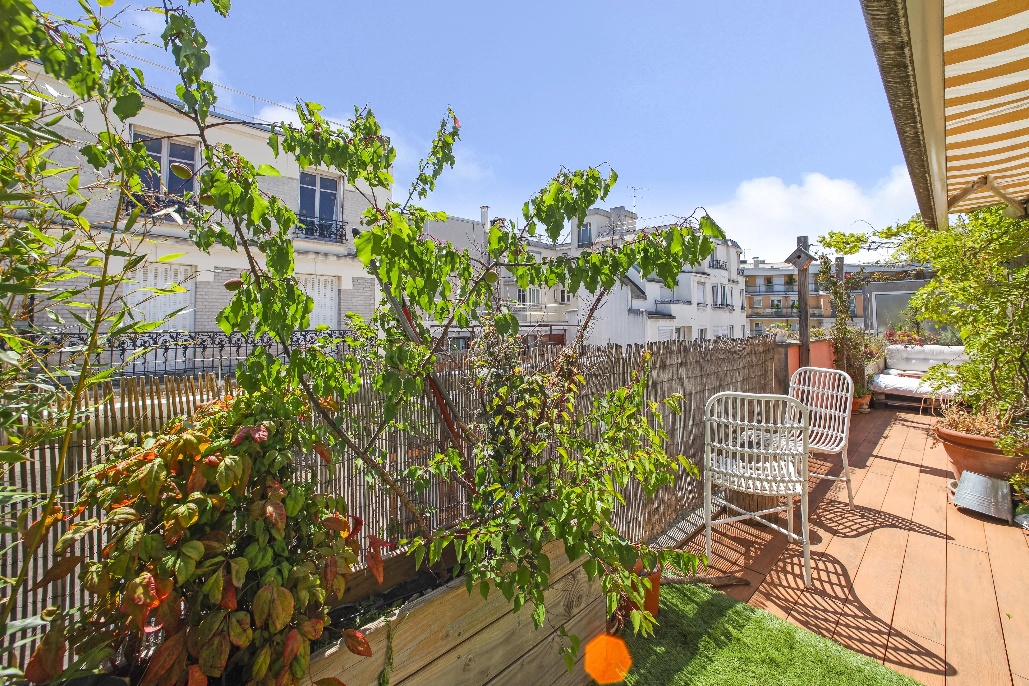 Paris 12th District – A bright and peaceful 2-bed apartment with terraces