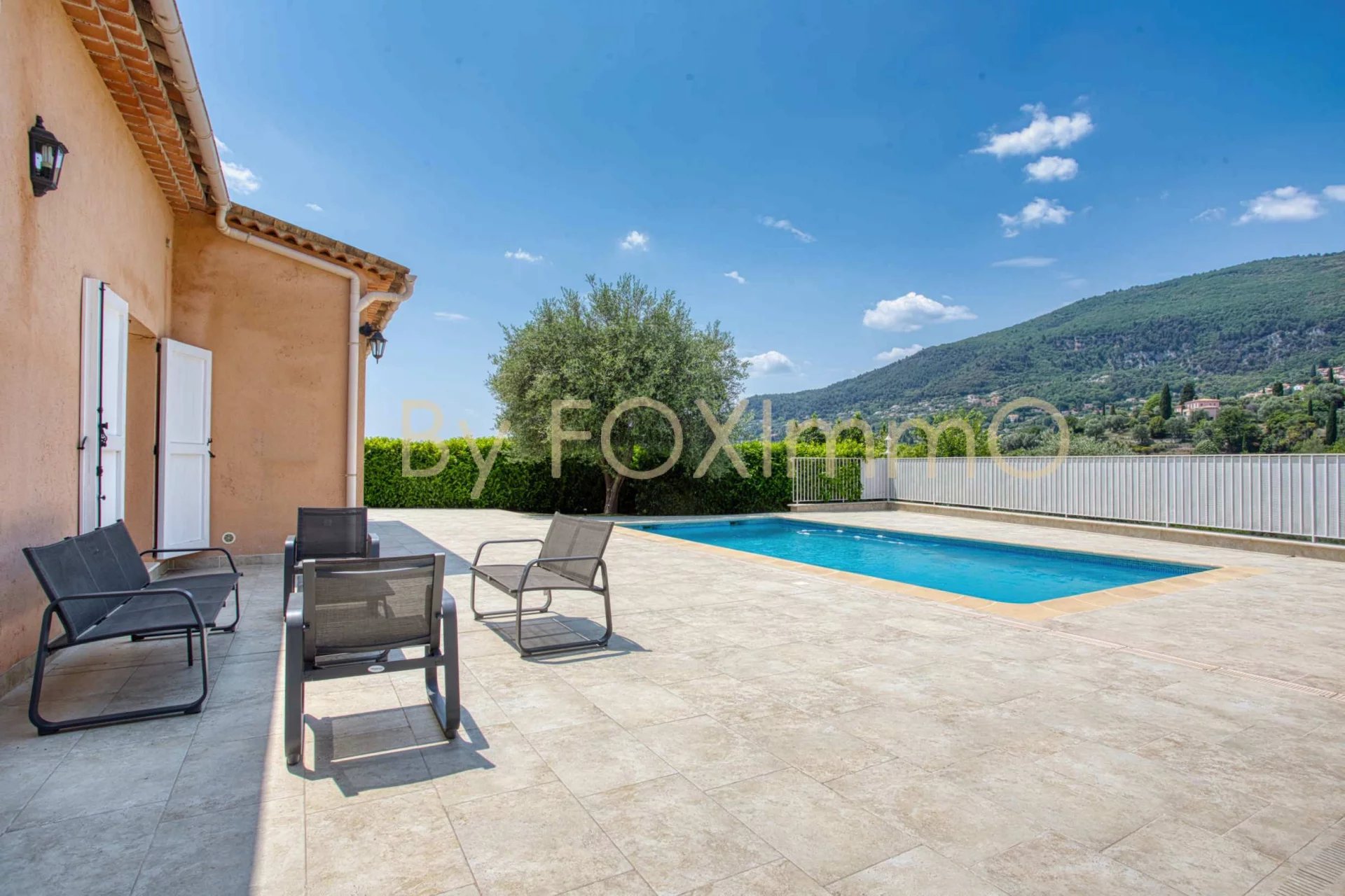 7-ROOM VILLA - ABSOLUTE CALM - SOUTH-WEST FACING