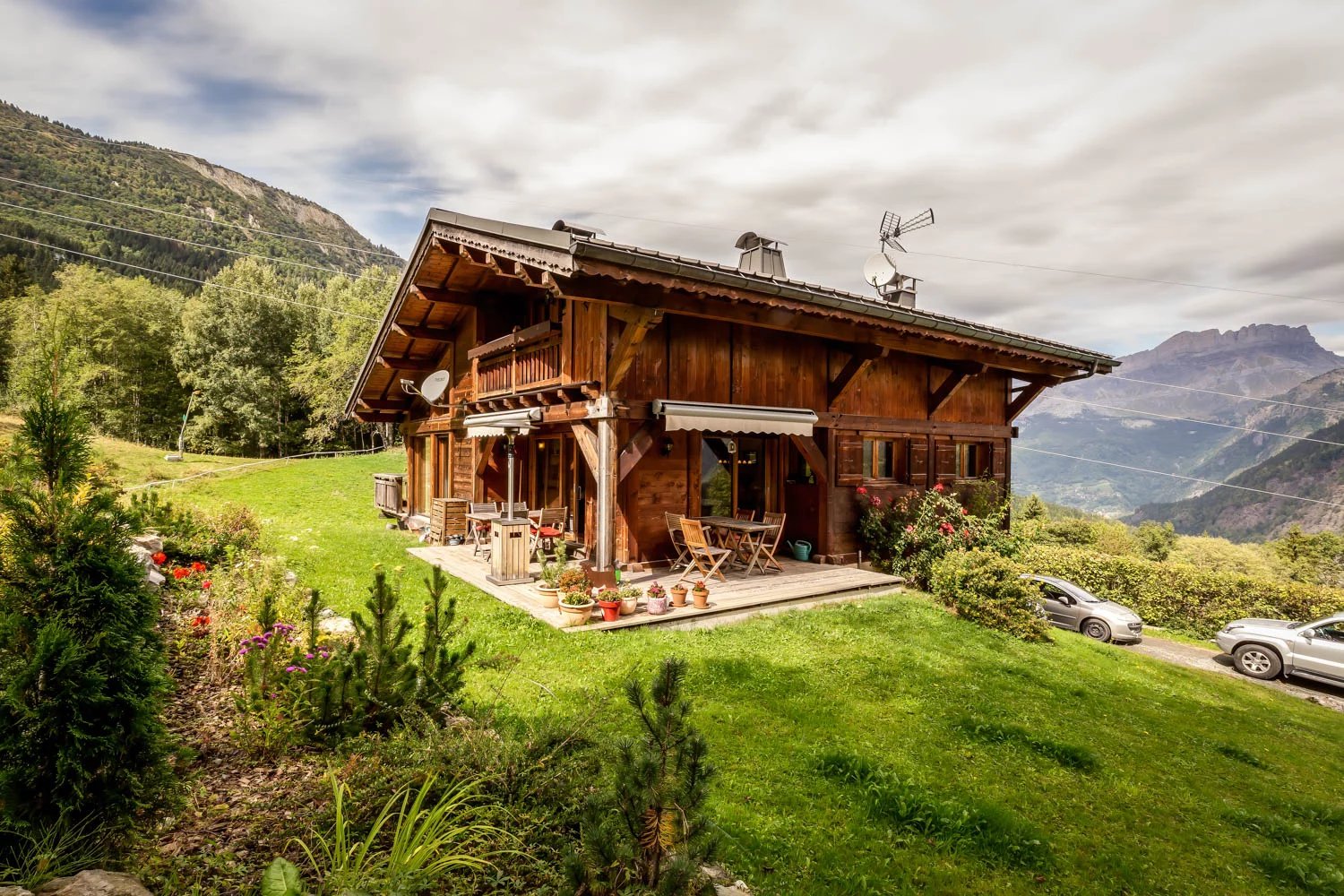 Les Houches - Pretty 4 bedroom chalet located on the slopes