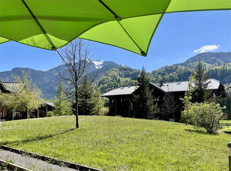 Semi-detached chalet with incredible view - Samoëns