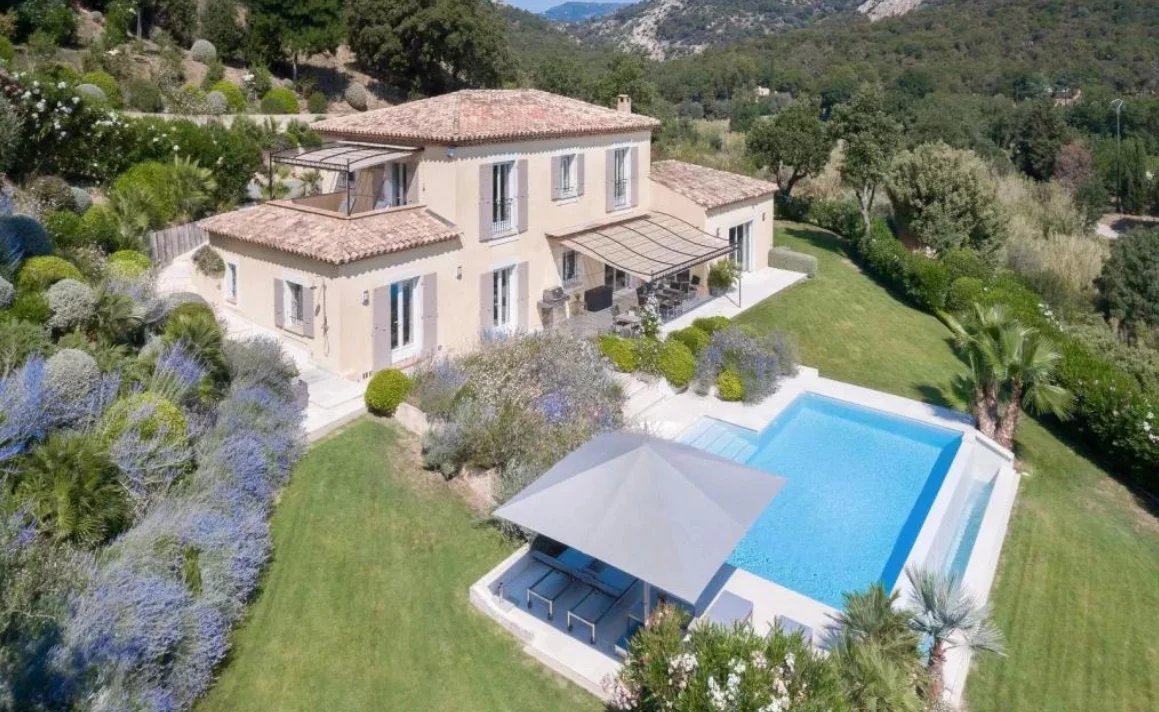 Grimaud - 4 bedrooms and heated infinity pool