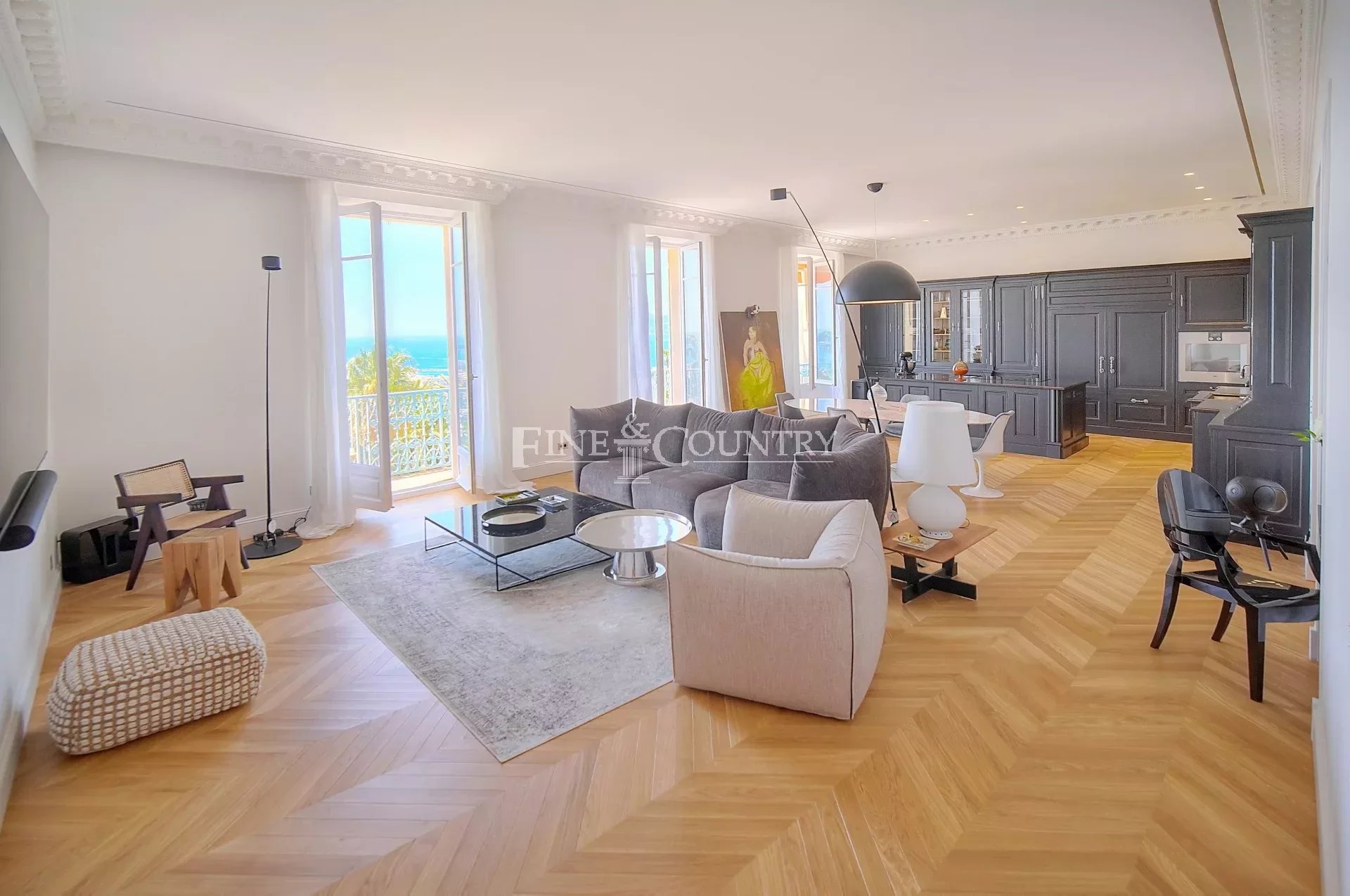 Photo of Sea View Character Apartment for sale in Cannes