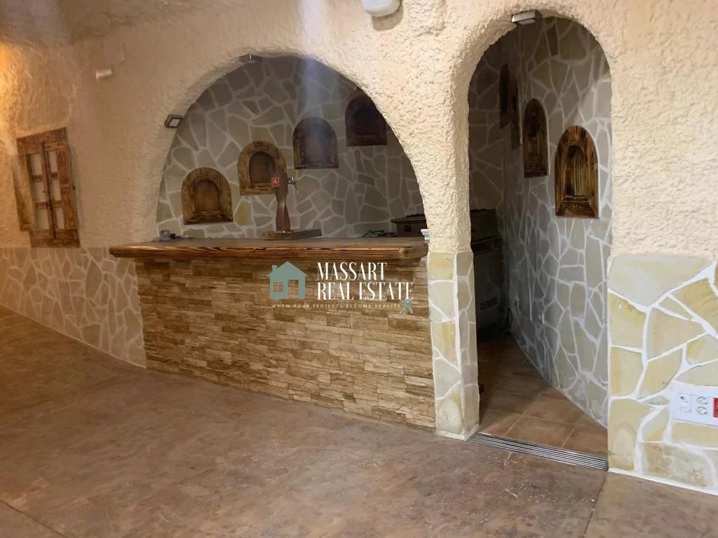 Chalet independiente de unos 200 m2 caracterizado por su estilo rústico, en San Miguel de Abona.