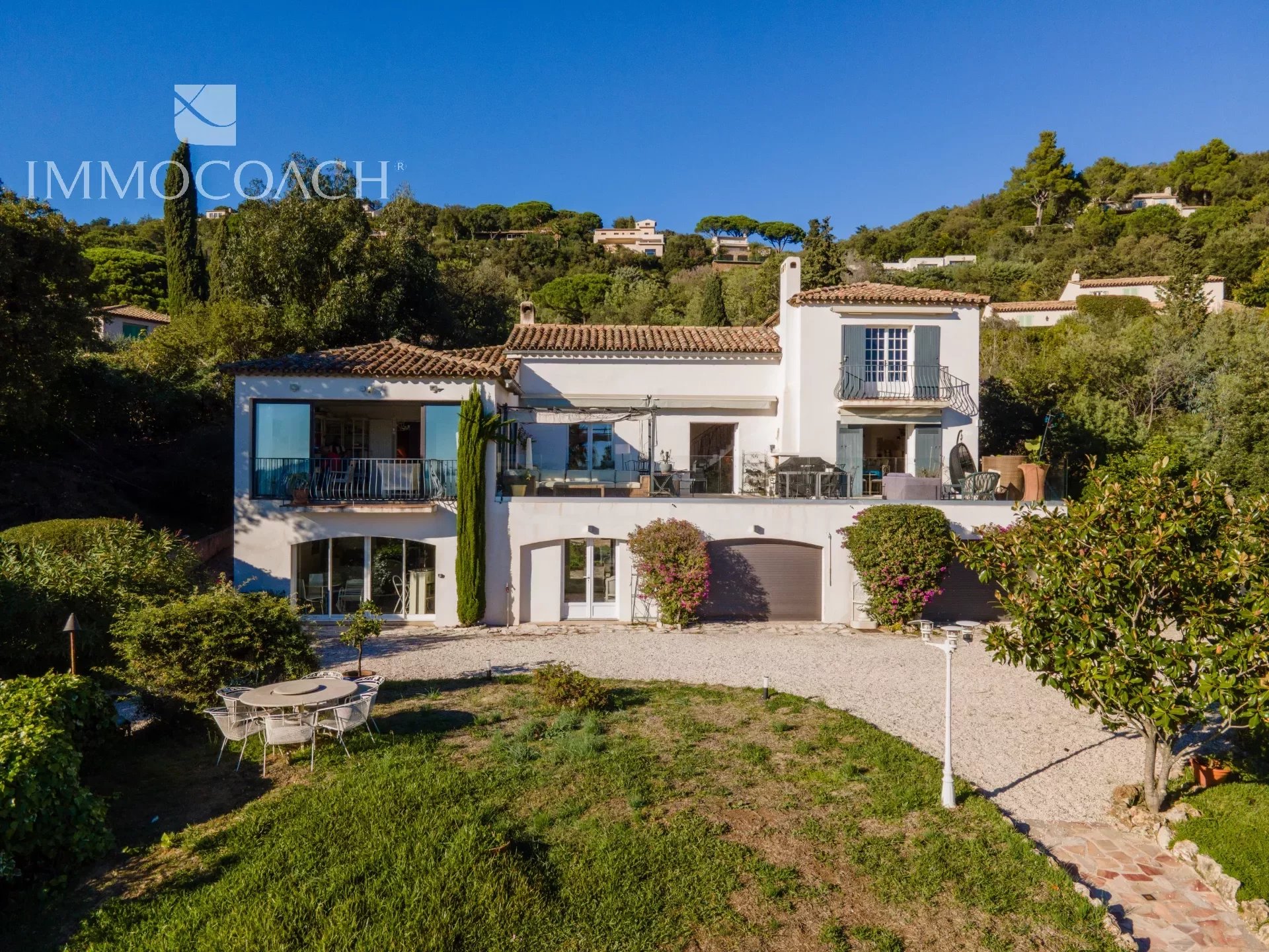 GRIMAUD: VILLA WITH SEA VIEW AND GULF OF ST TROPEZ