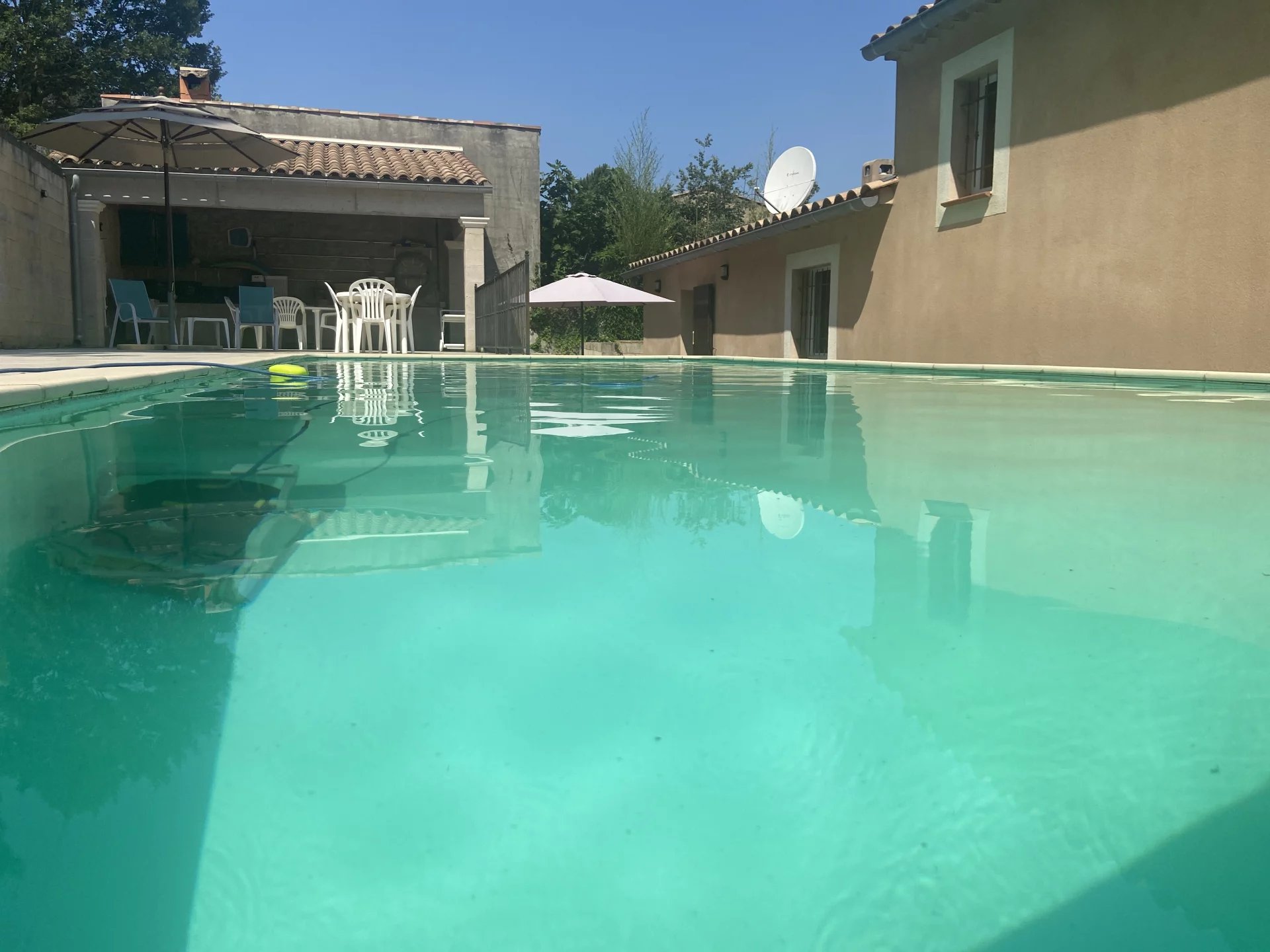 CABASSE-Villa 3 chambre avec piscine et garage