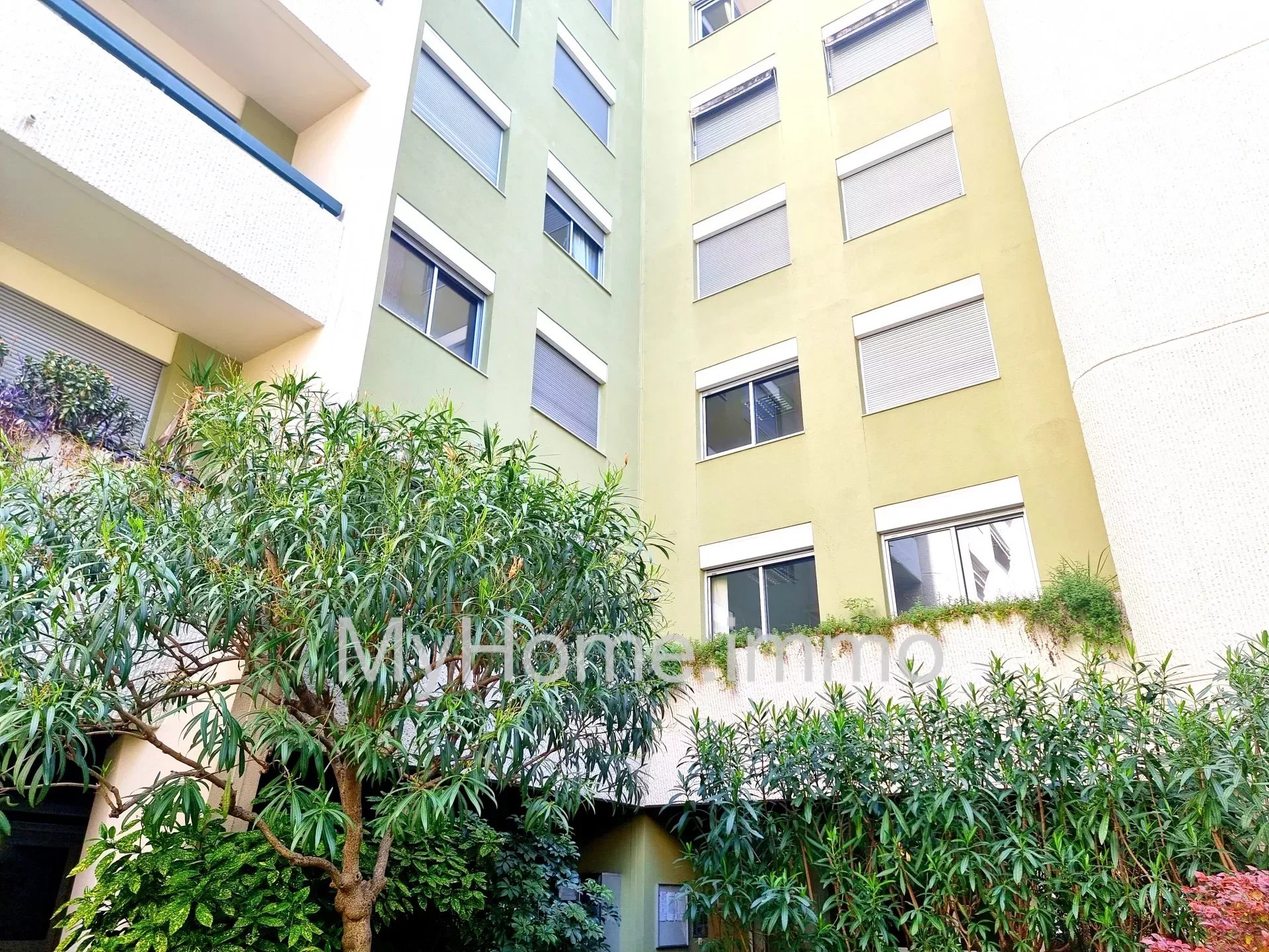 Vente Appartement 69m² 3 Pièces à Nice (06100) - Myhome.Immo
