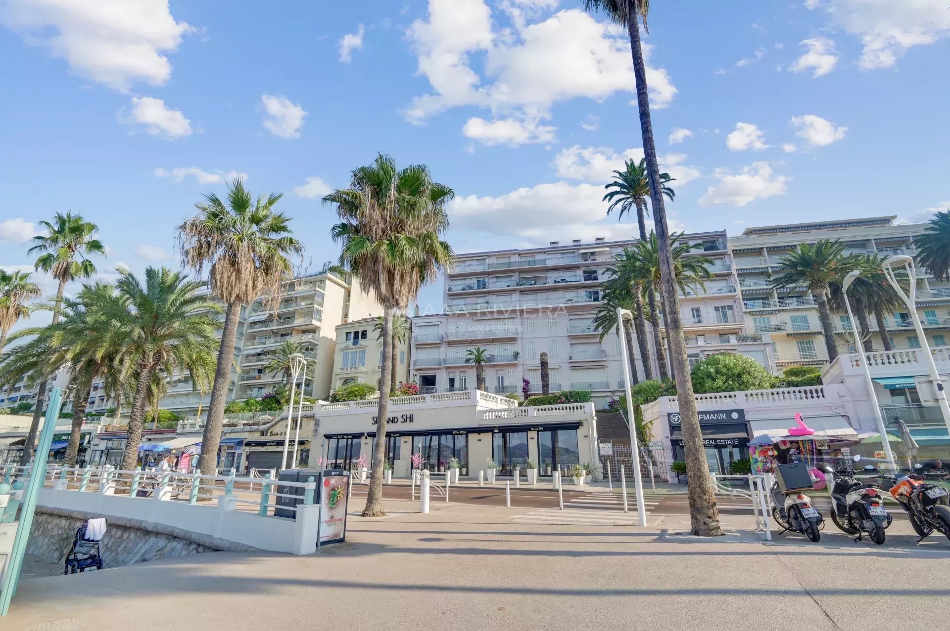 Cannes - Plage du midi - Appartement d'exception donnant sur la mer