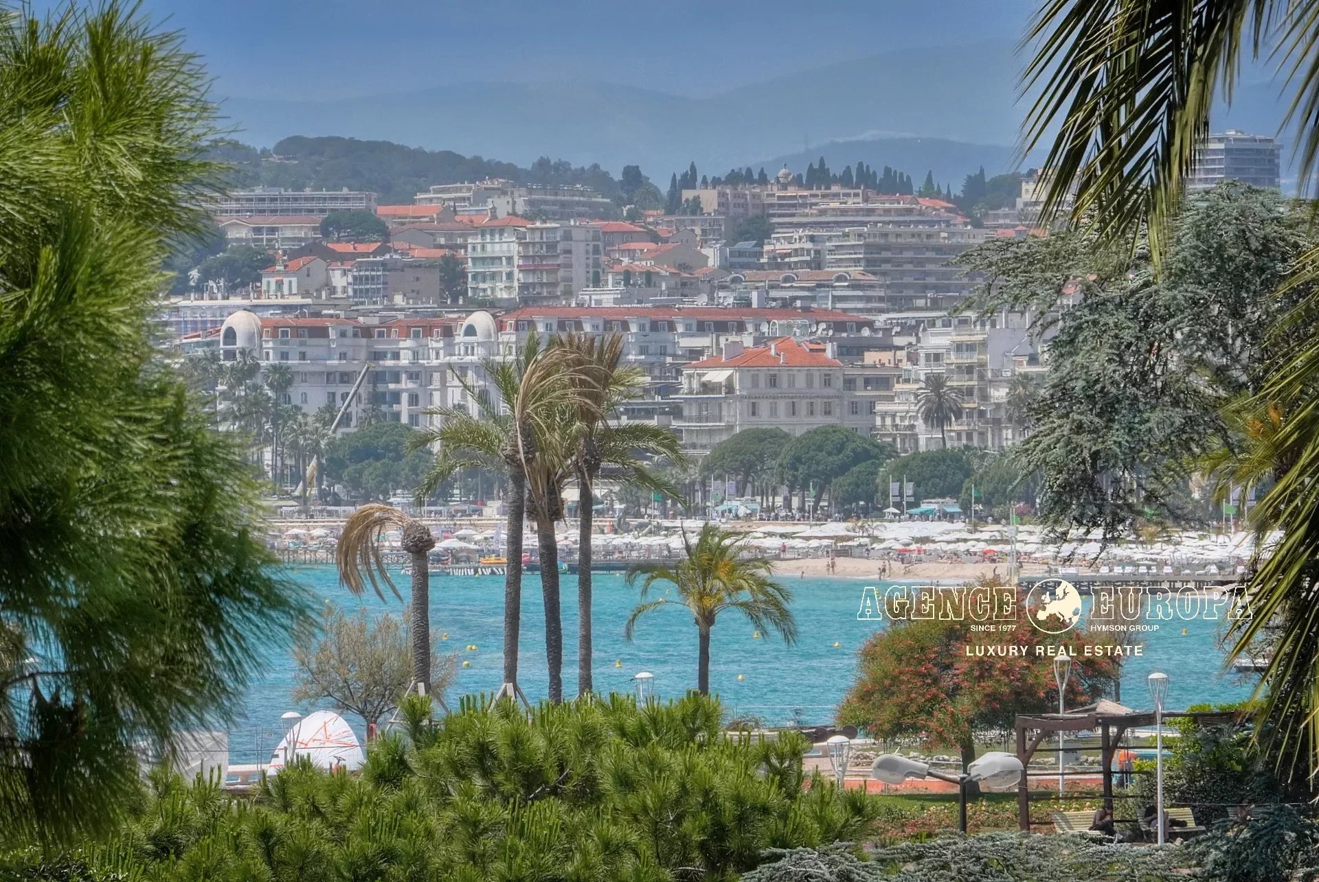 CANNES CROISETTE - RENOVATED APARTMENT - SEA VIEW
