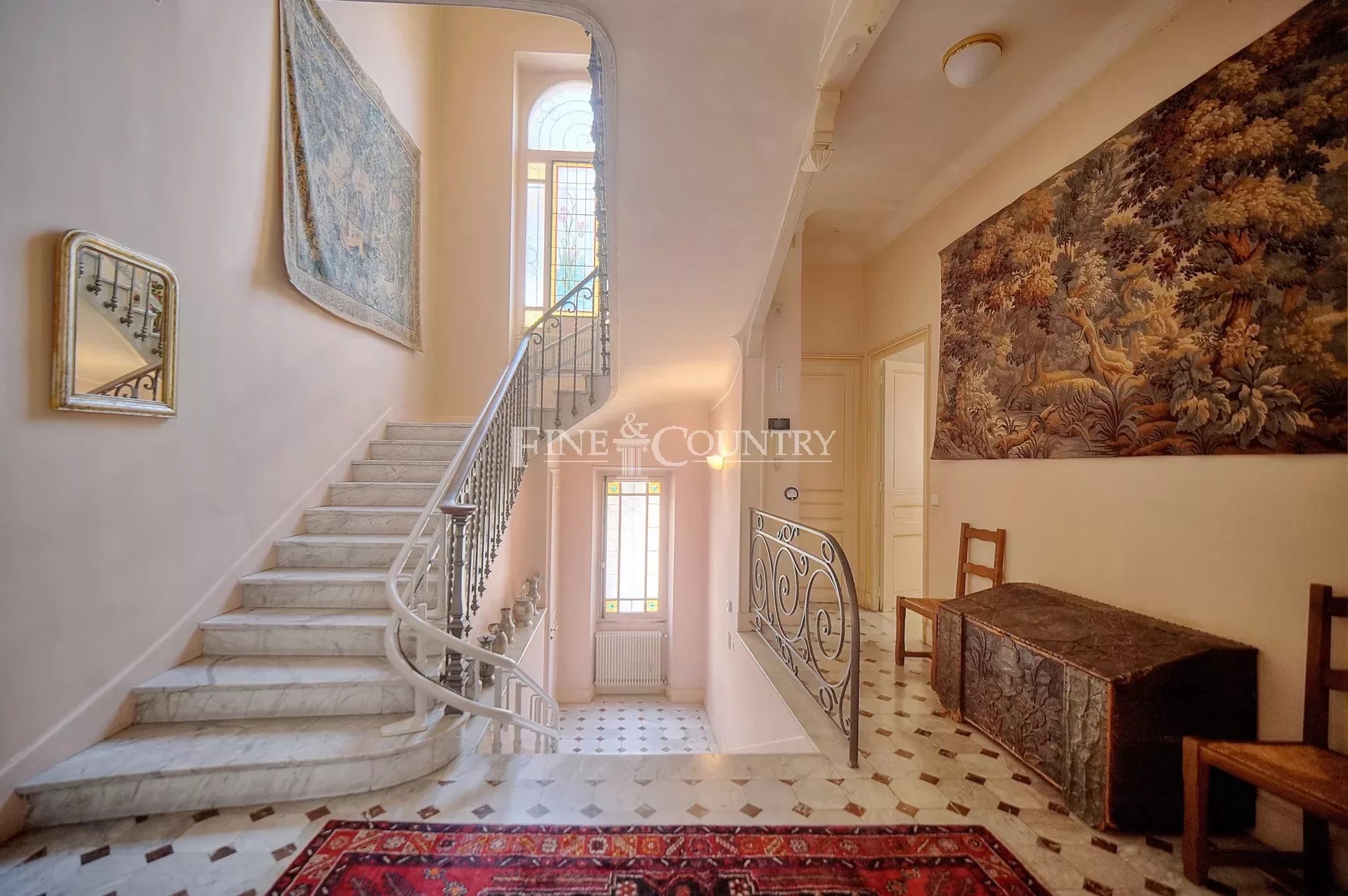 Historic Bourgeois Belle Epoque for sale in Cannes