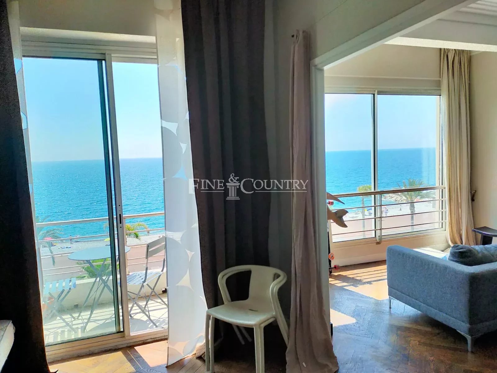 Apartment for sale in Nice promenade des anglais, sea view Accommodation in Cannes