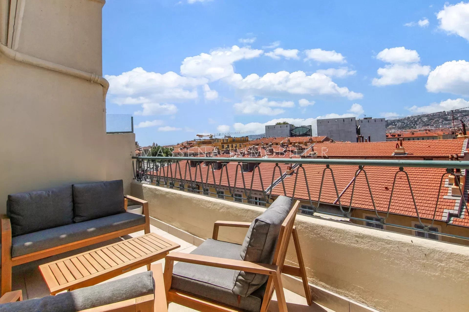 Nice Garibaldi - 1 bedroom apartment with top floor terrace and panoramic view